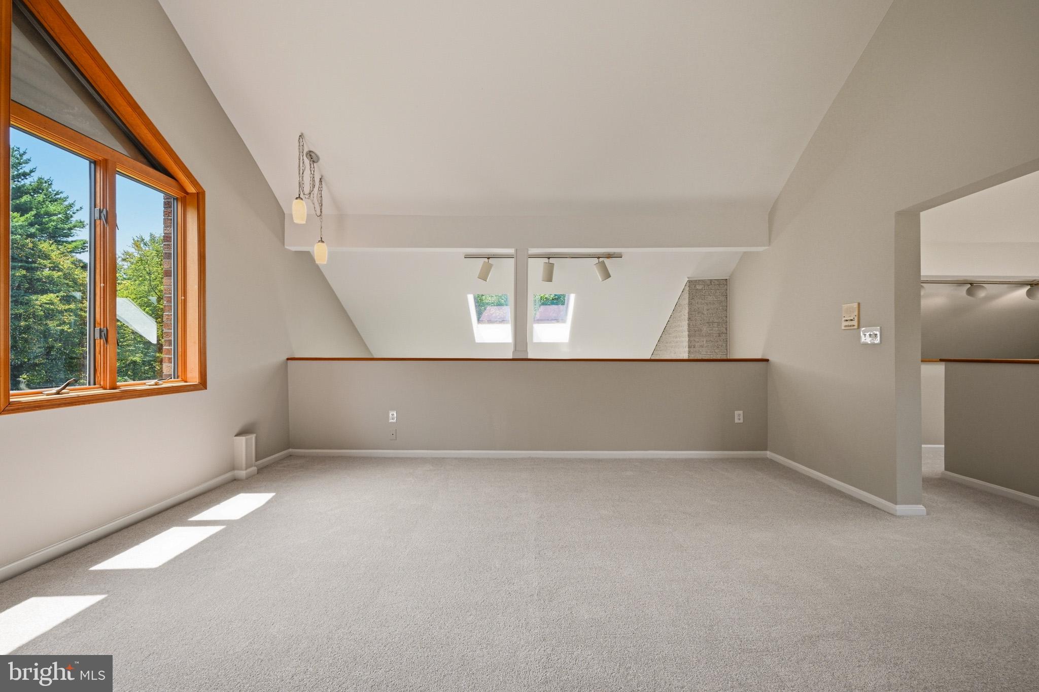 SIMPSON WOODS - Residential