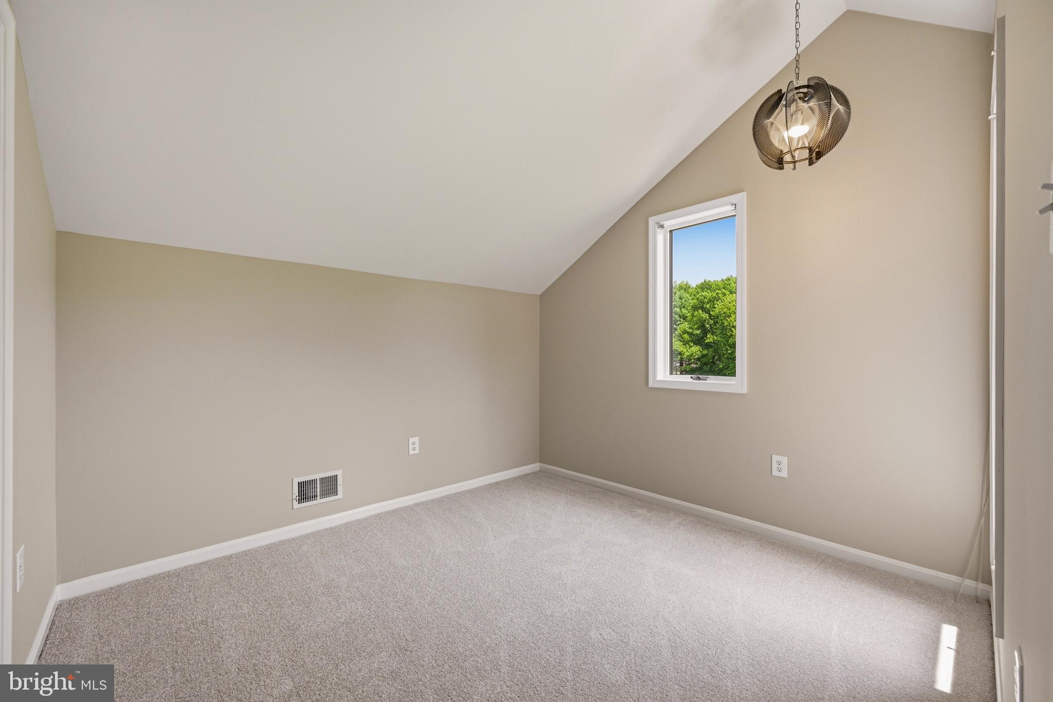 SIMPSON WOODS - Residential