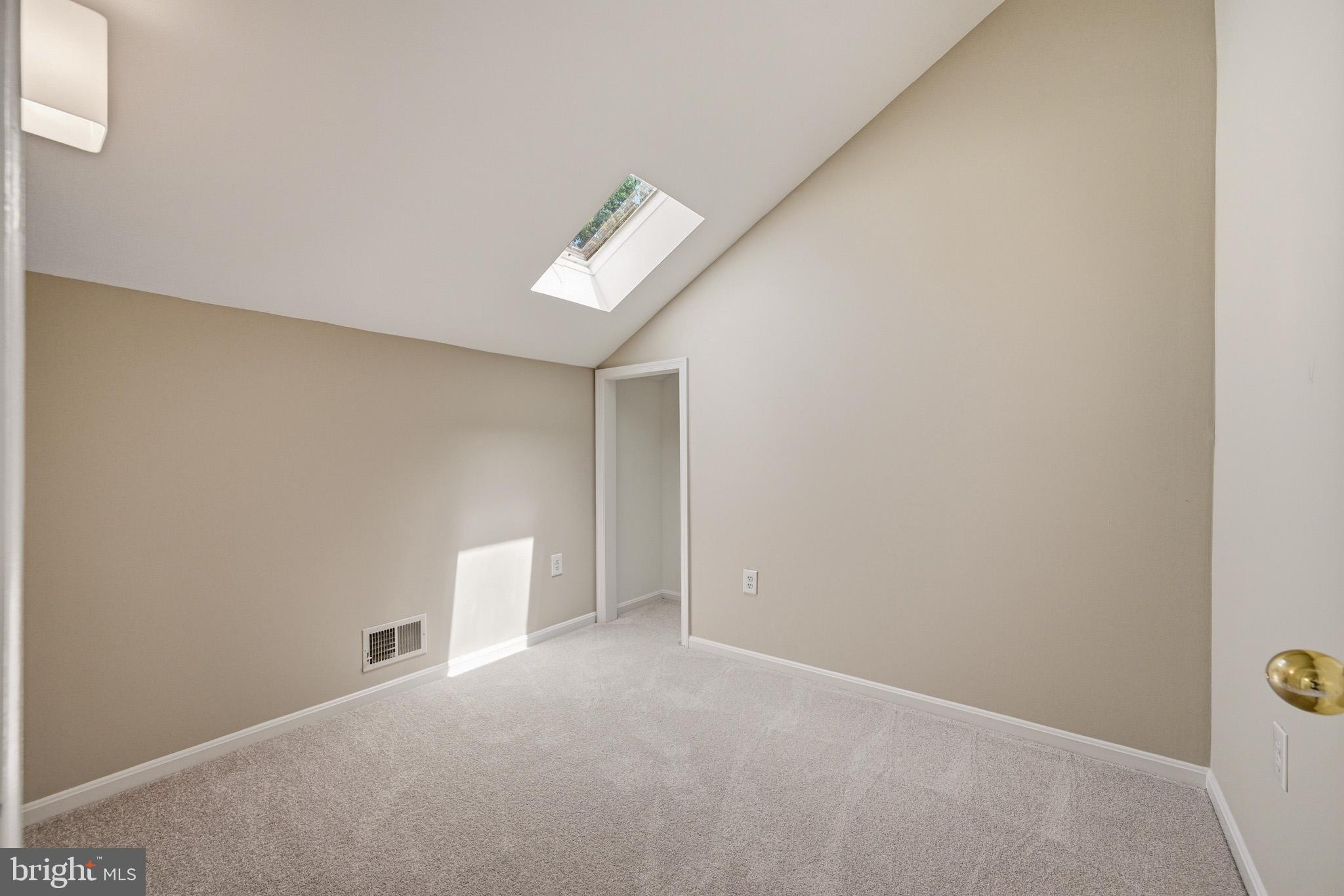 SIMPSON WOODS - Residential