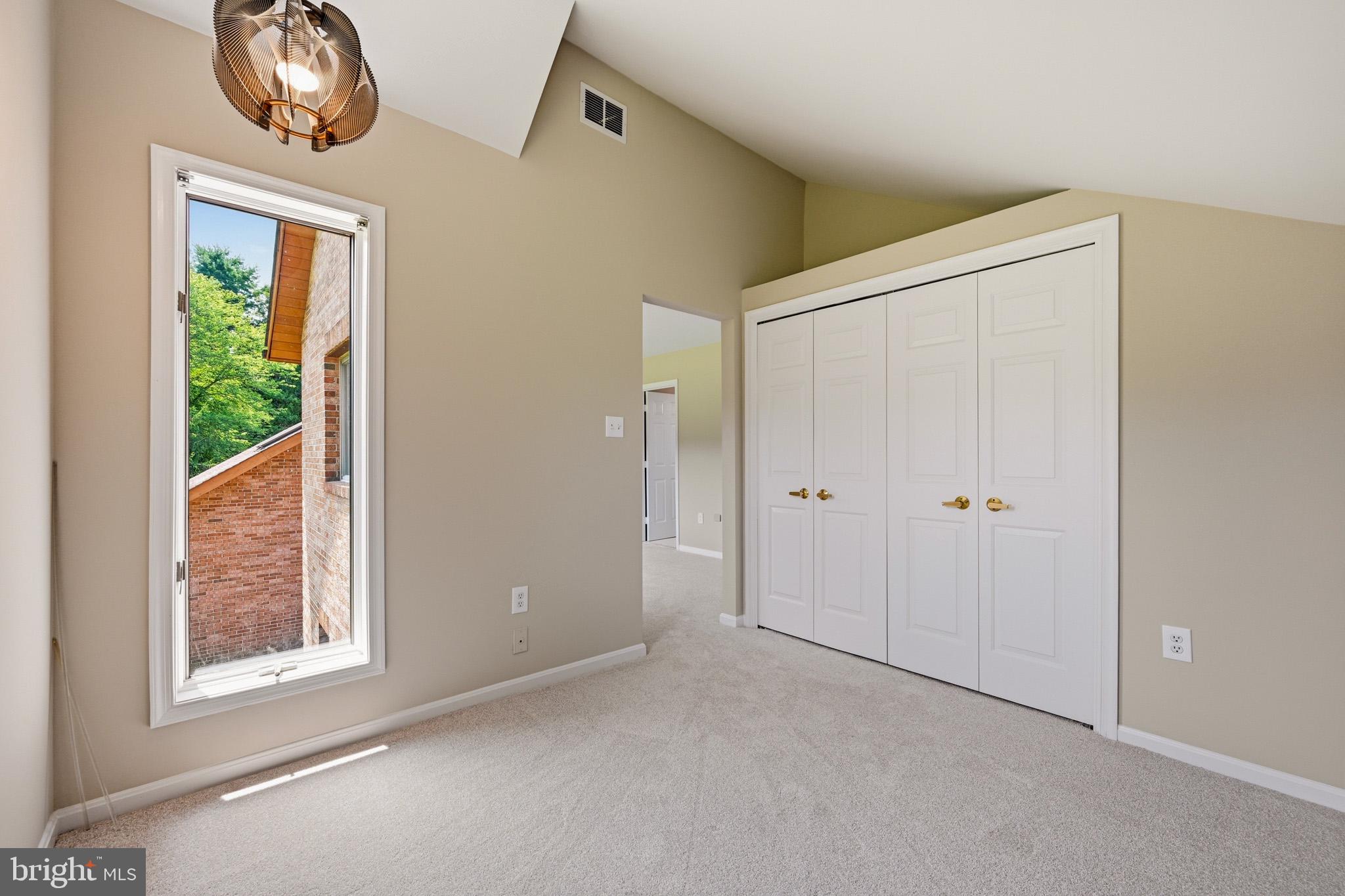 SIMPSON WOODS - Residential