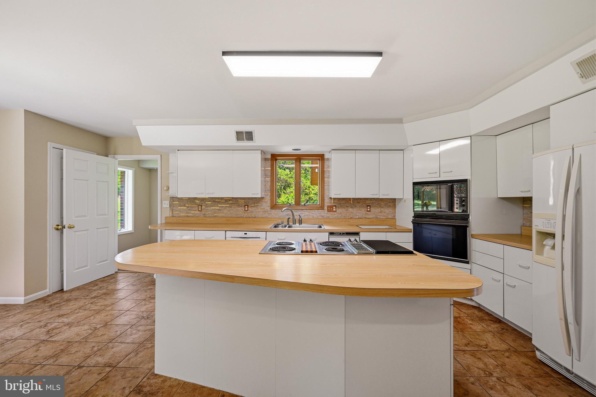 SIMPSON WOODS - Residential