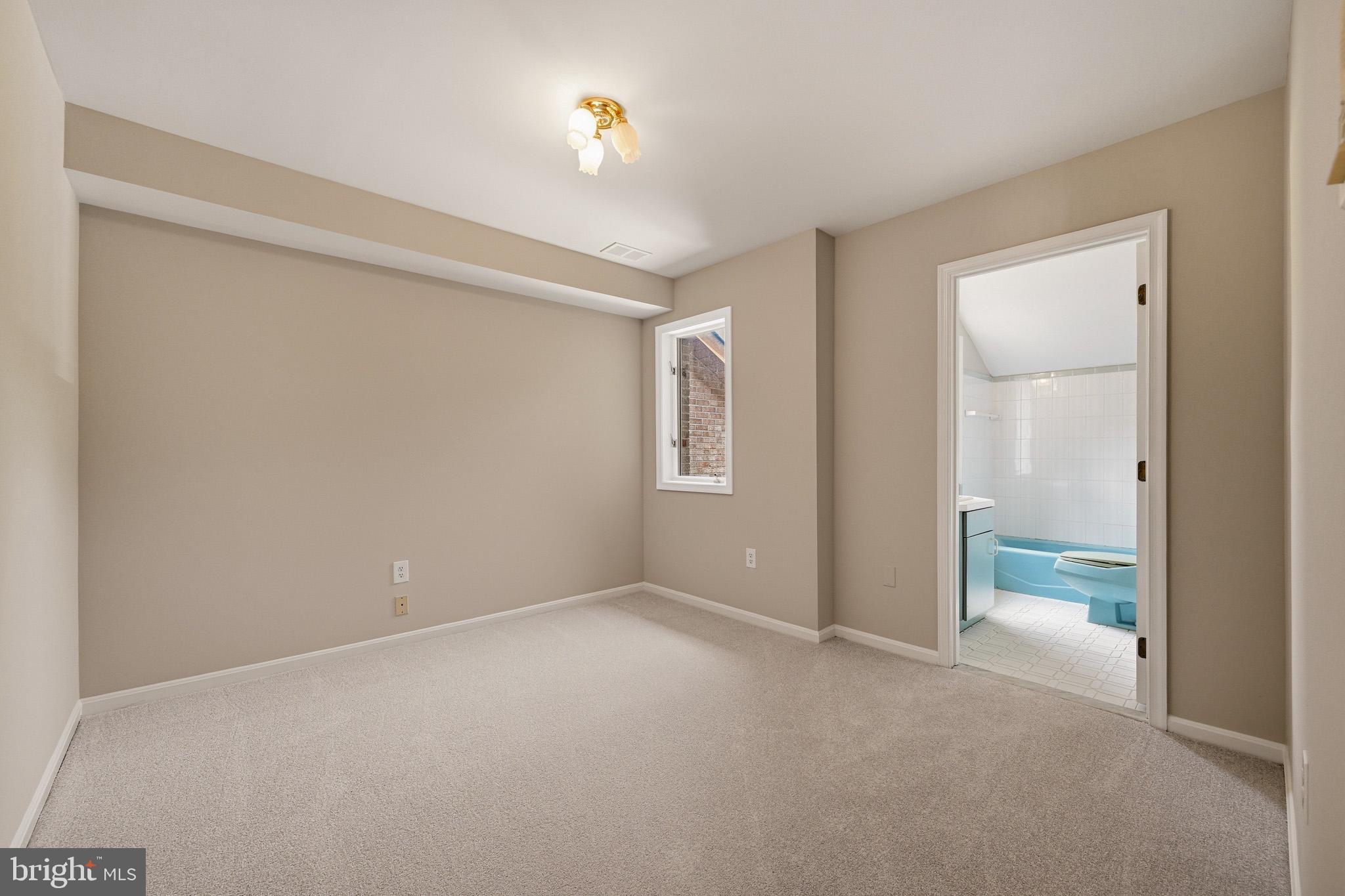 SIMPSON WOODS - Residential