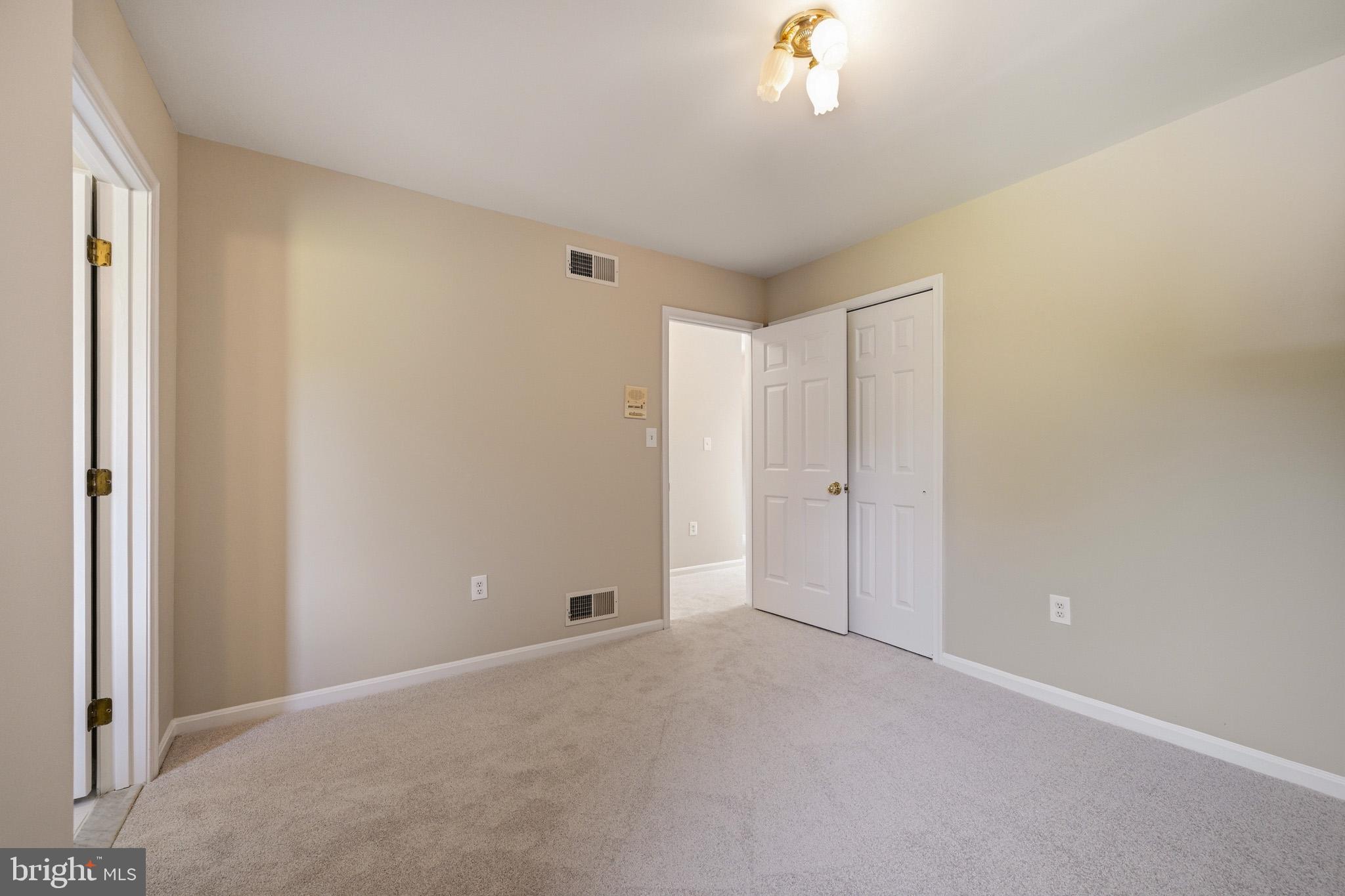 SIMPSON WOODS - Residential
