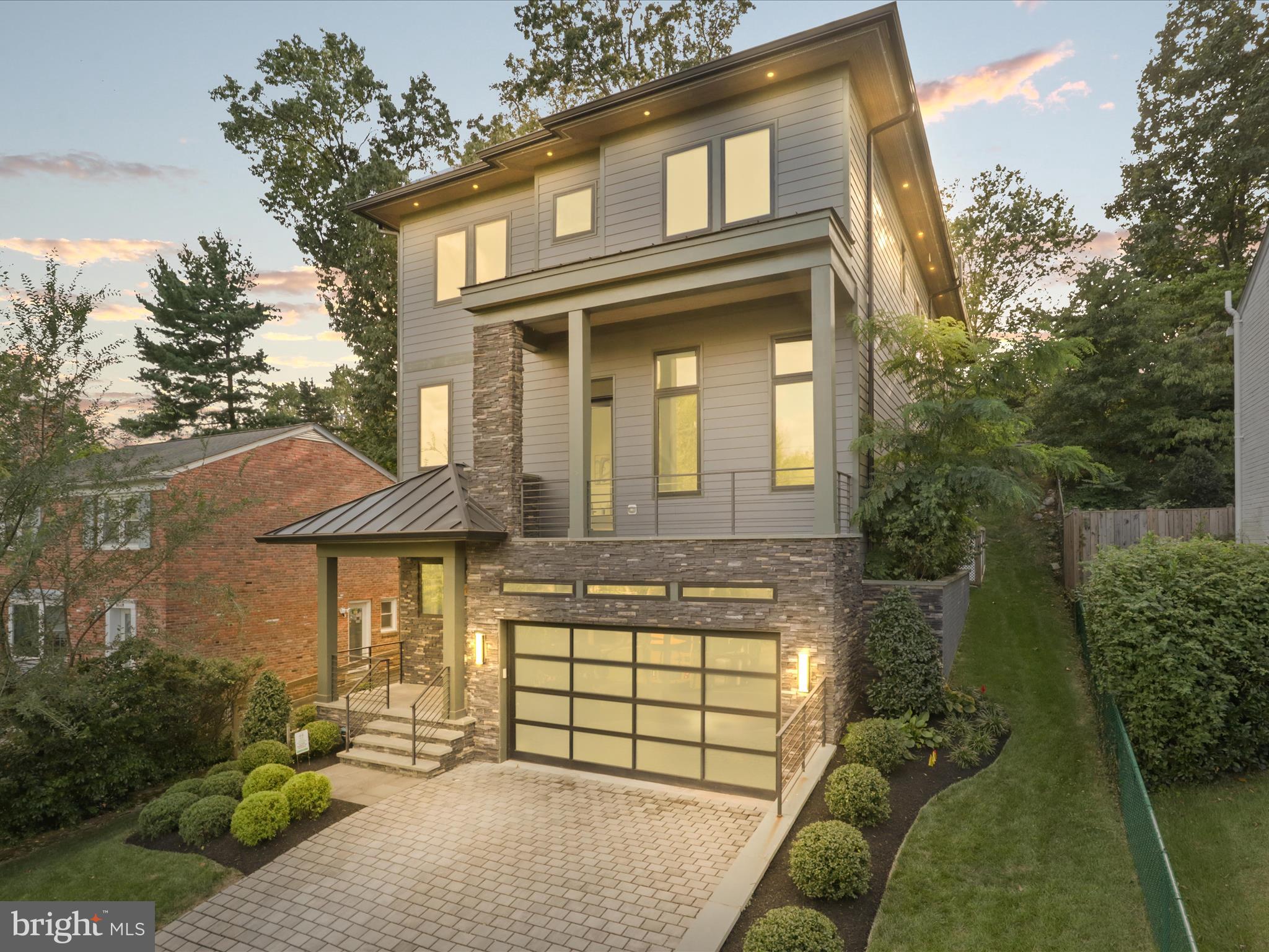 ARLINGWOOD - Residential