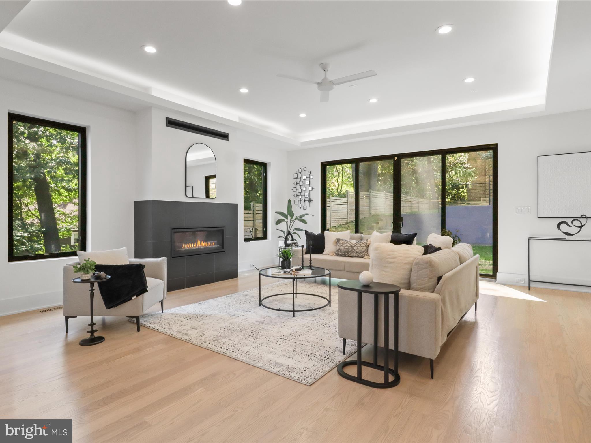 ARLINGWOOD - Residential