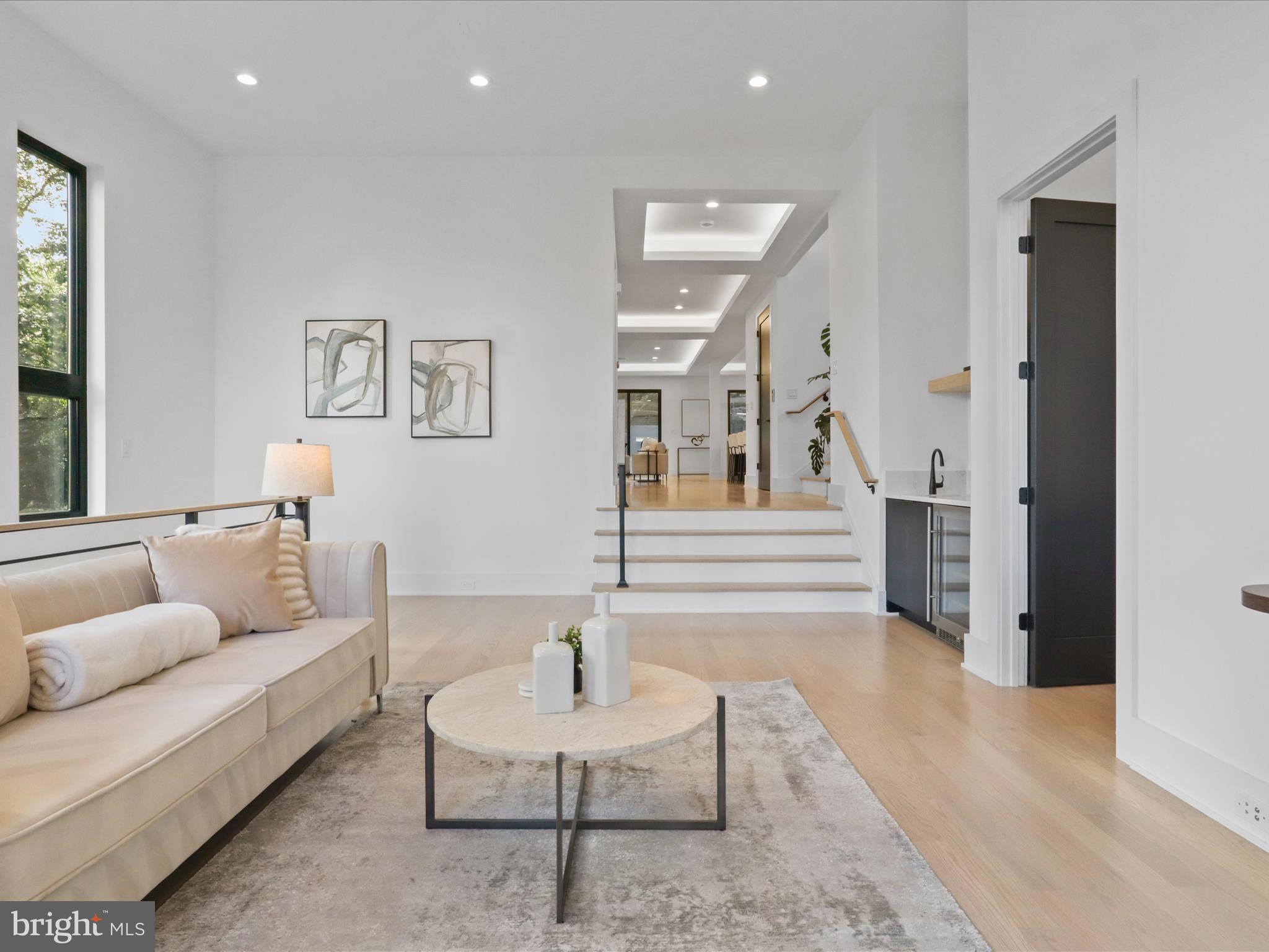 ARLINGWOOD - Residential
