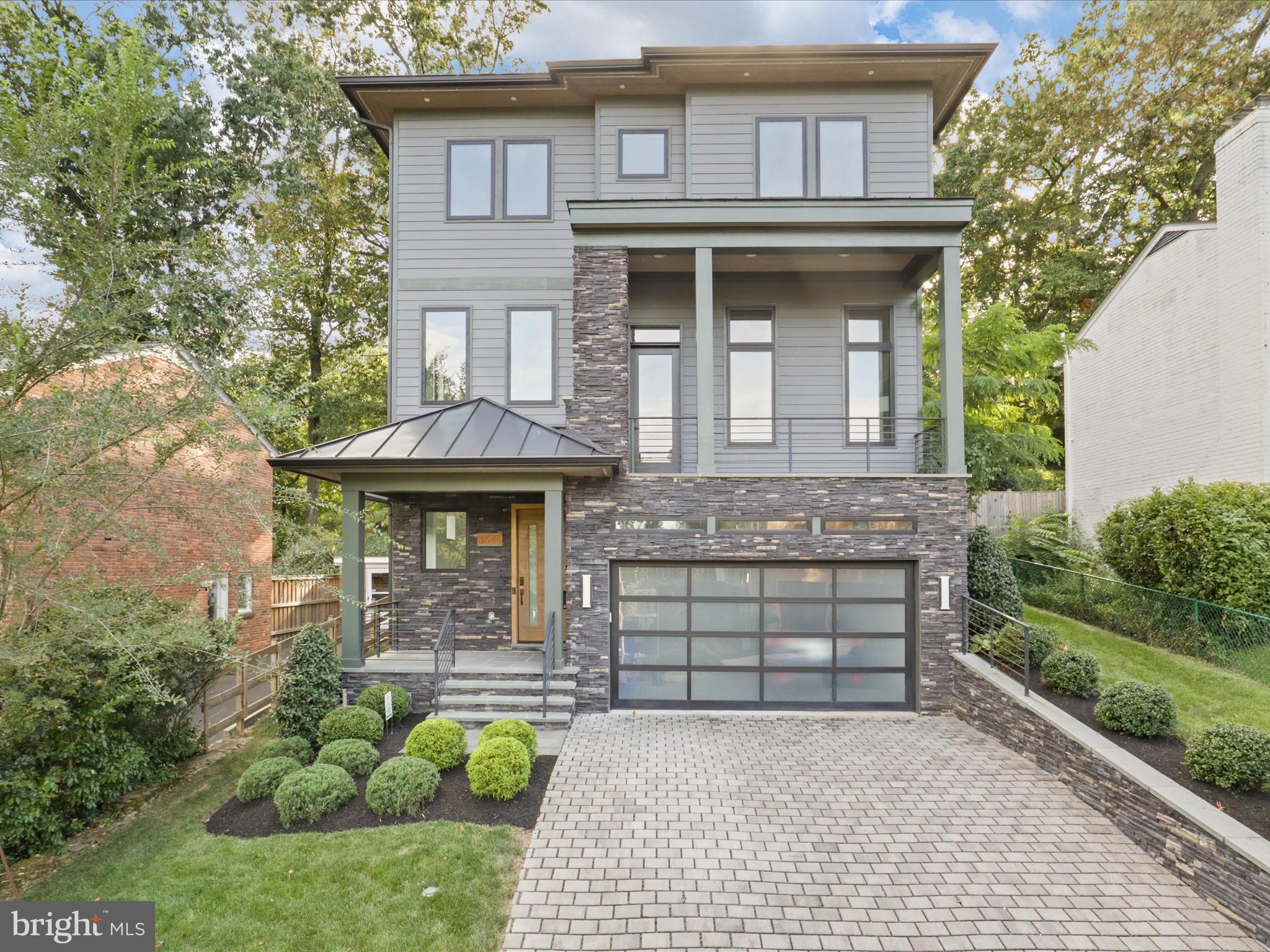 ARLINGWOOD - Residential