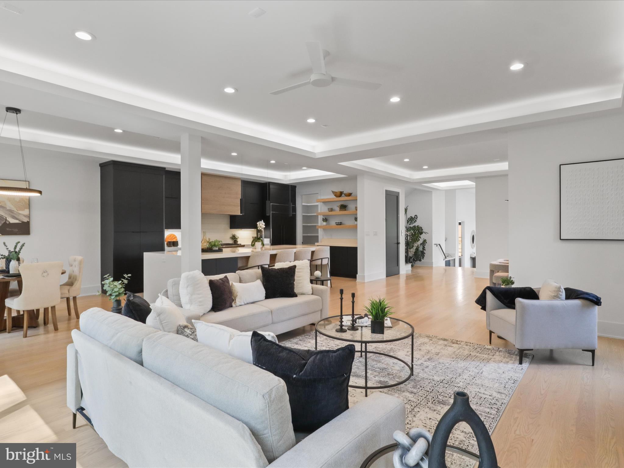 ARLINGWOOD - Residential