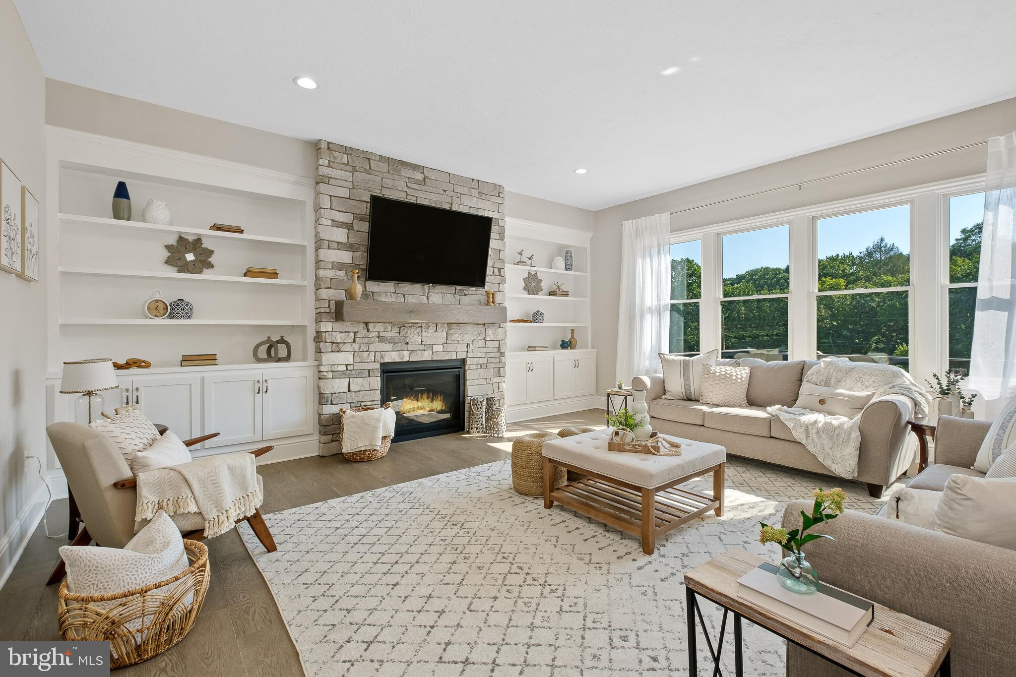 CEDAR VIEW - Residential