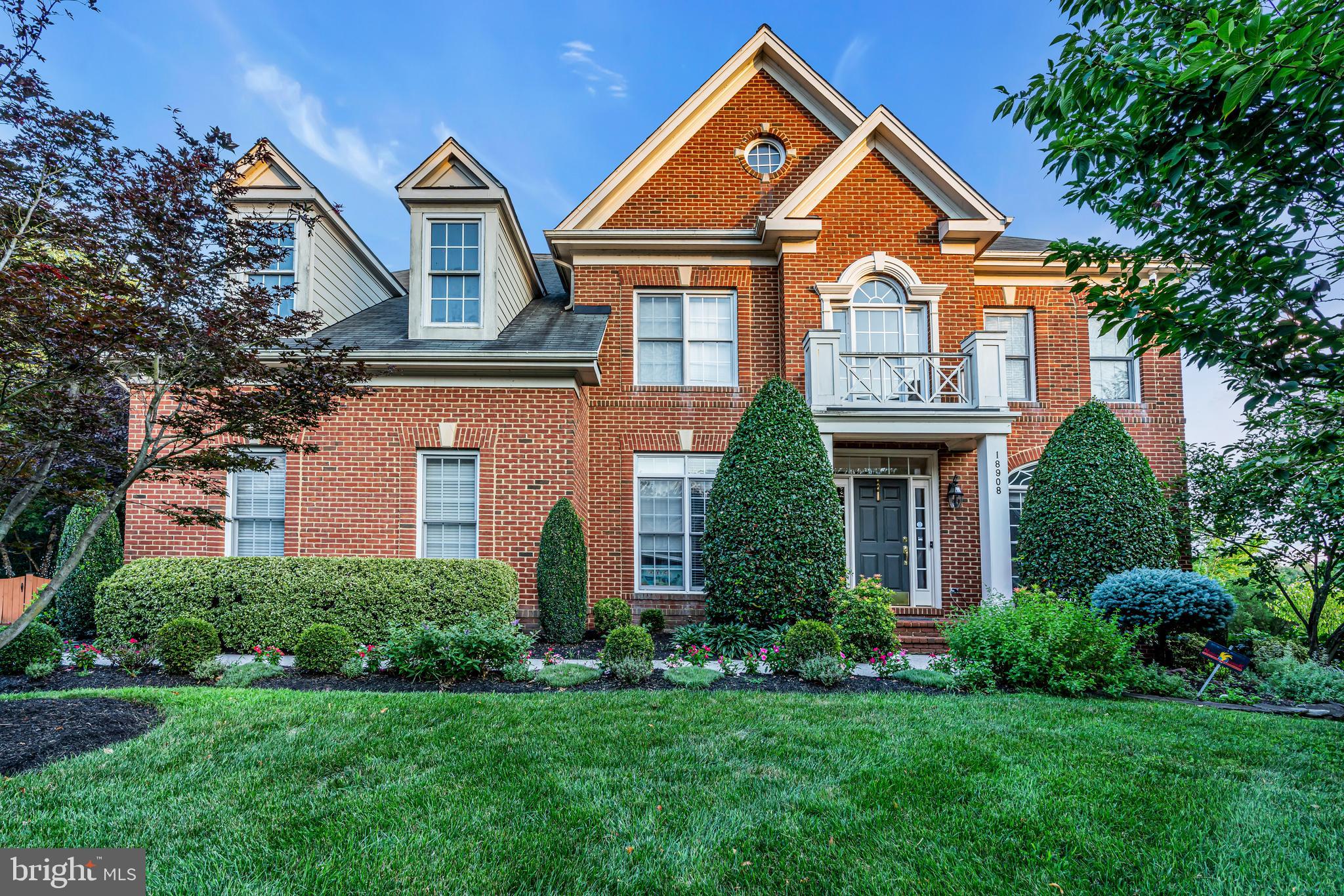 LANSDOWNE ON THE POTOMAC - Residential