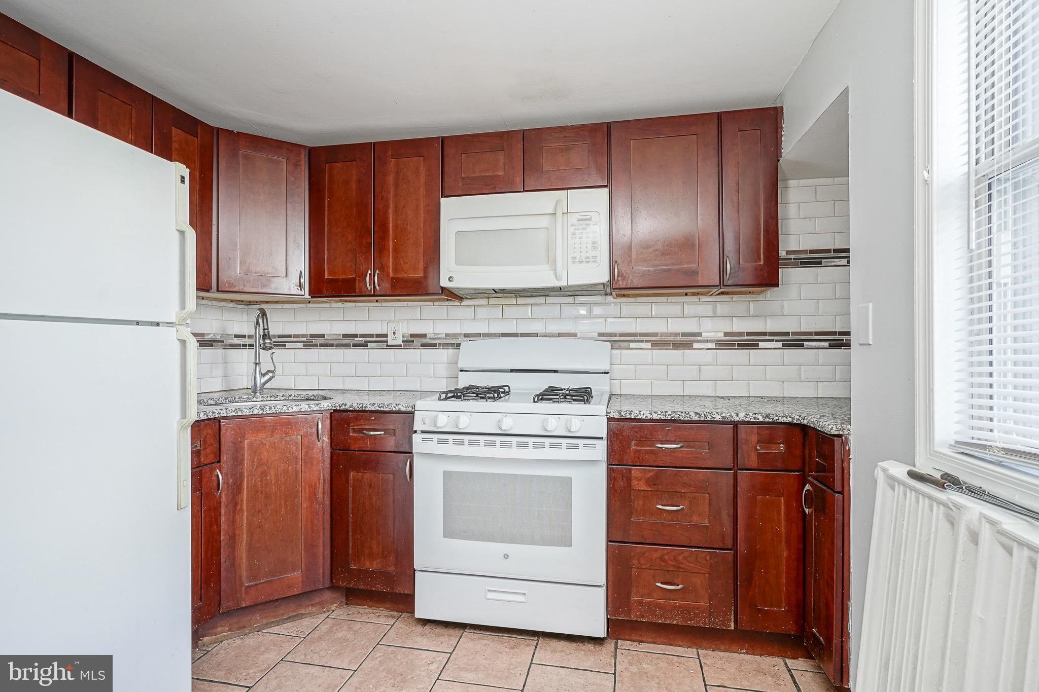 PORT RICHMOND - Residential