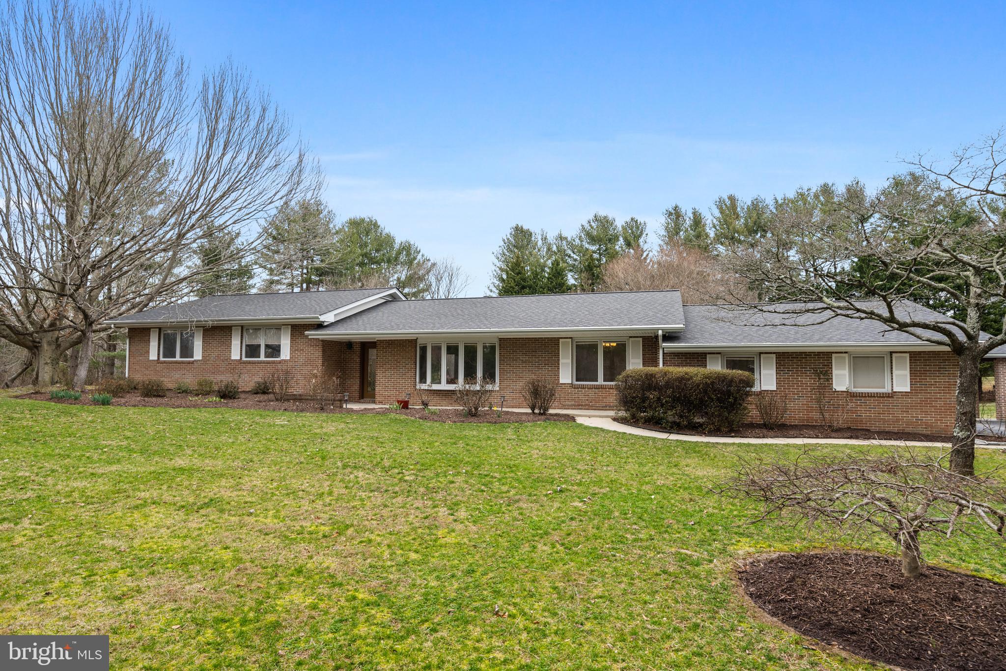 STONE FARM - Residential