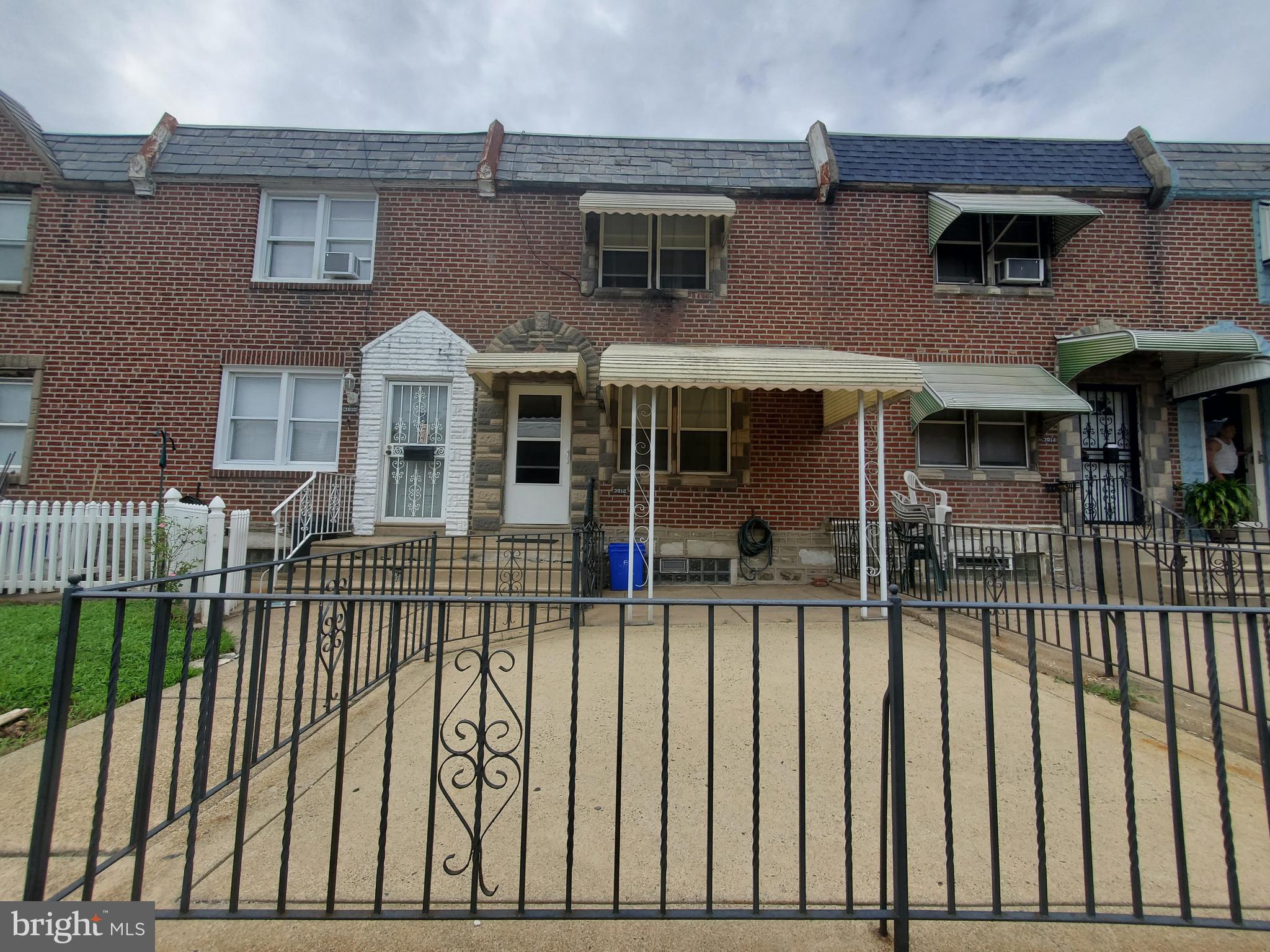 2 bed 1 bath Juniata airlight is looking for a new owner! This home offers a great front patio and fenced rear drive for private parking.  With a new water heater,  new updated electrical panel and new laminate flooring in living and dining area this home is move in condition for less than what other similar homes in the area are selling for.  Plus, the existing duct system makes the addition of central air convenient.  Schedule your appointment today!