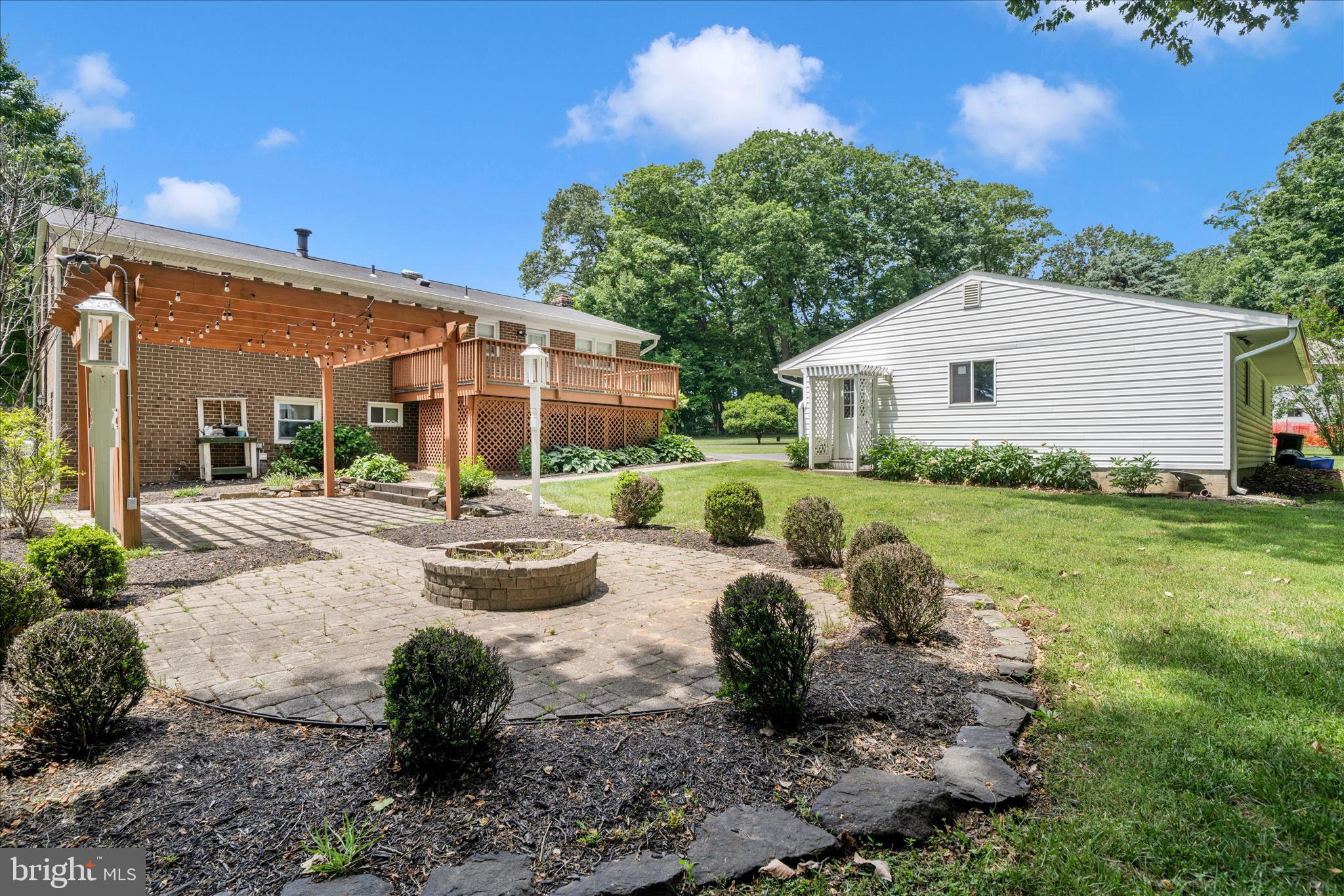 HICKORY RIDGE - Residential