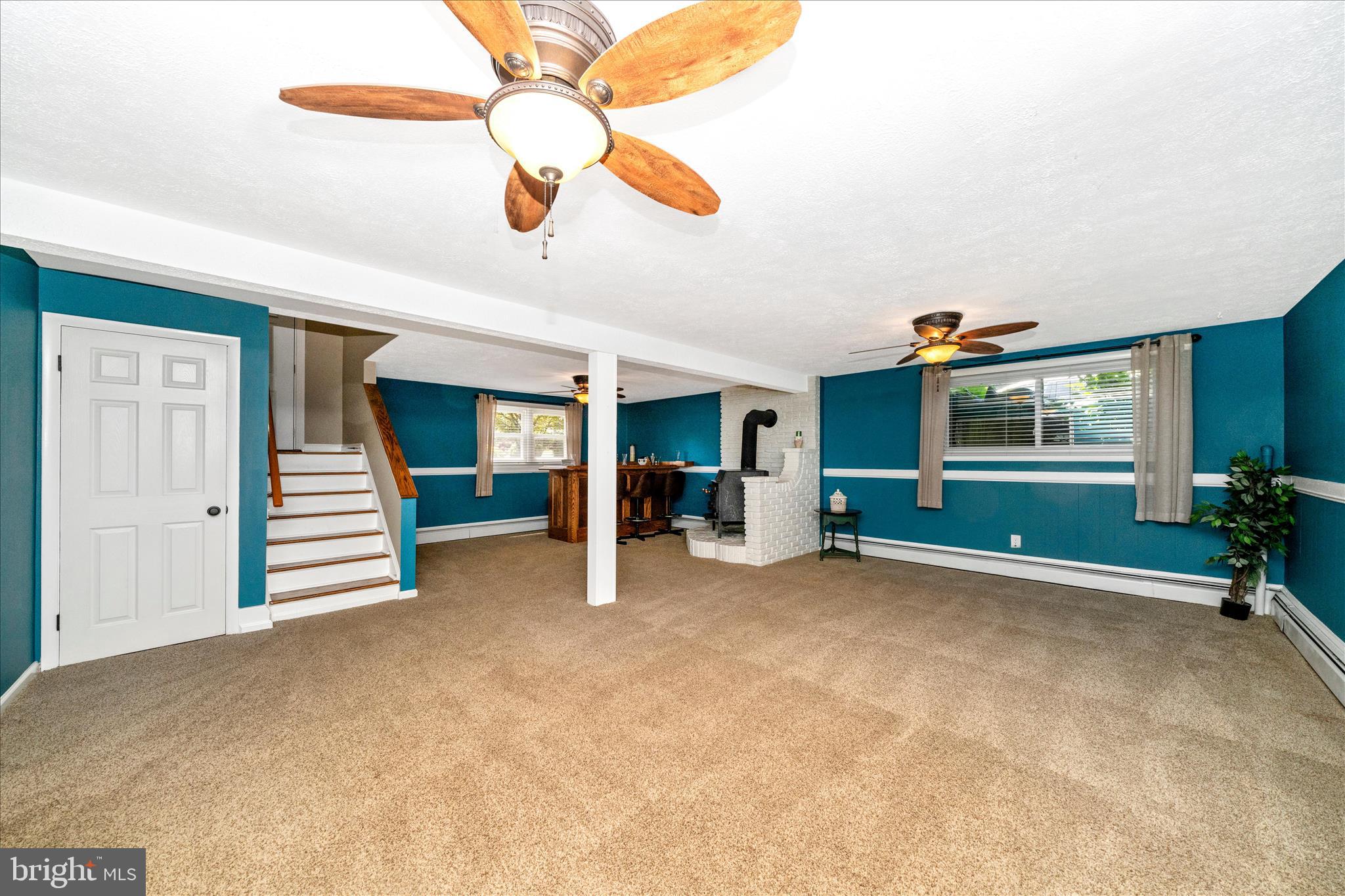 HICKORY RIDGE - Residential