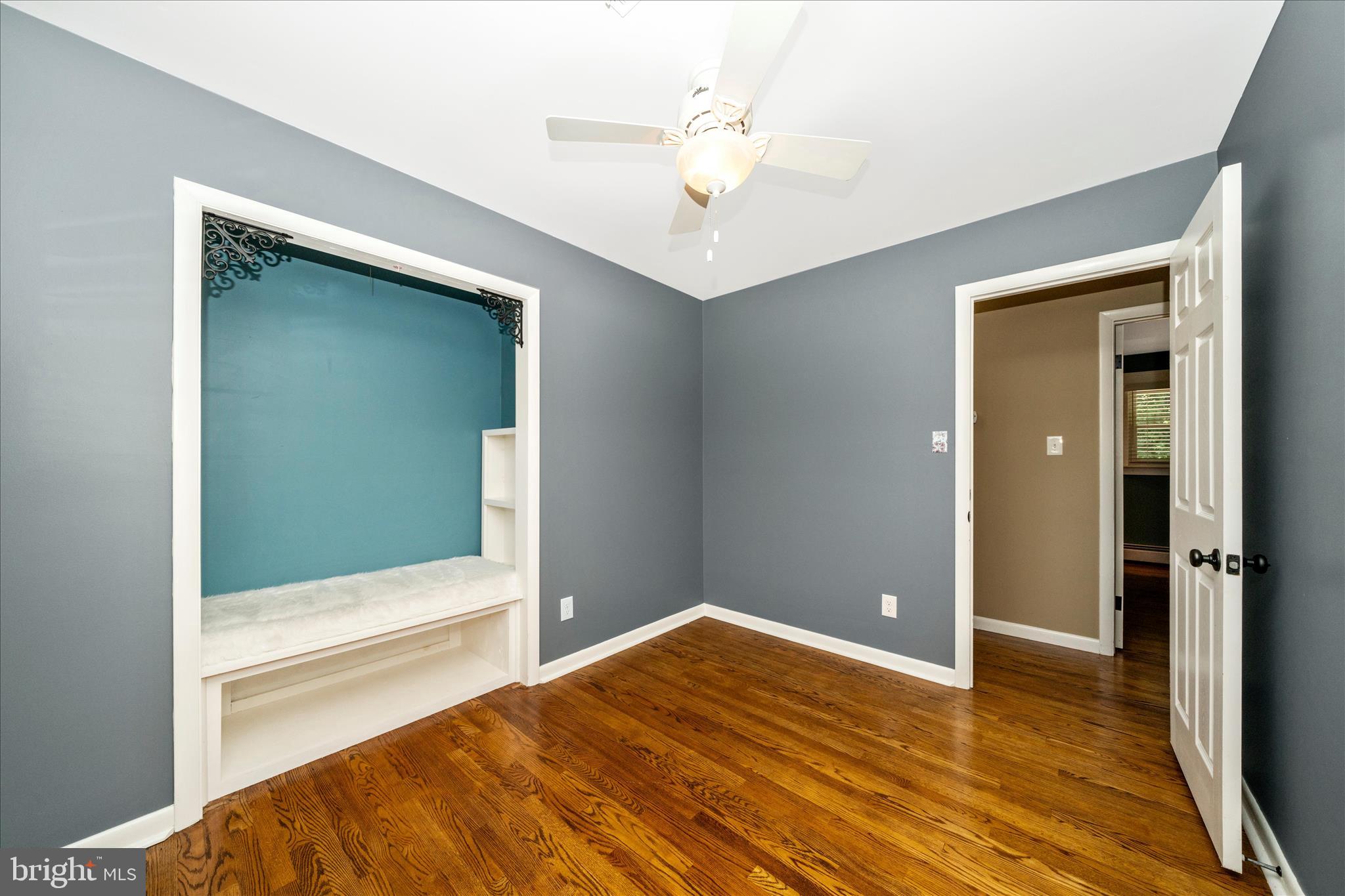 HICKORY RIDGE - Residential