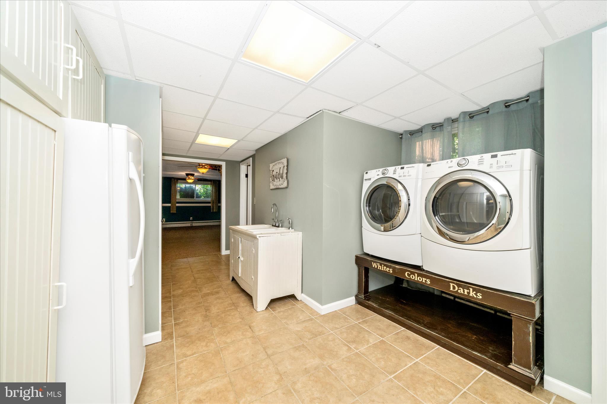 HICKORY RIDGE - Residential