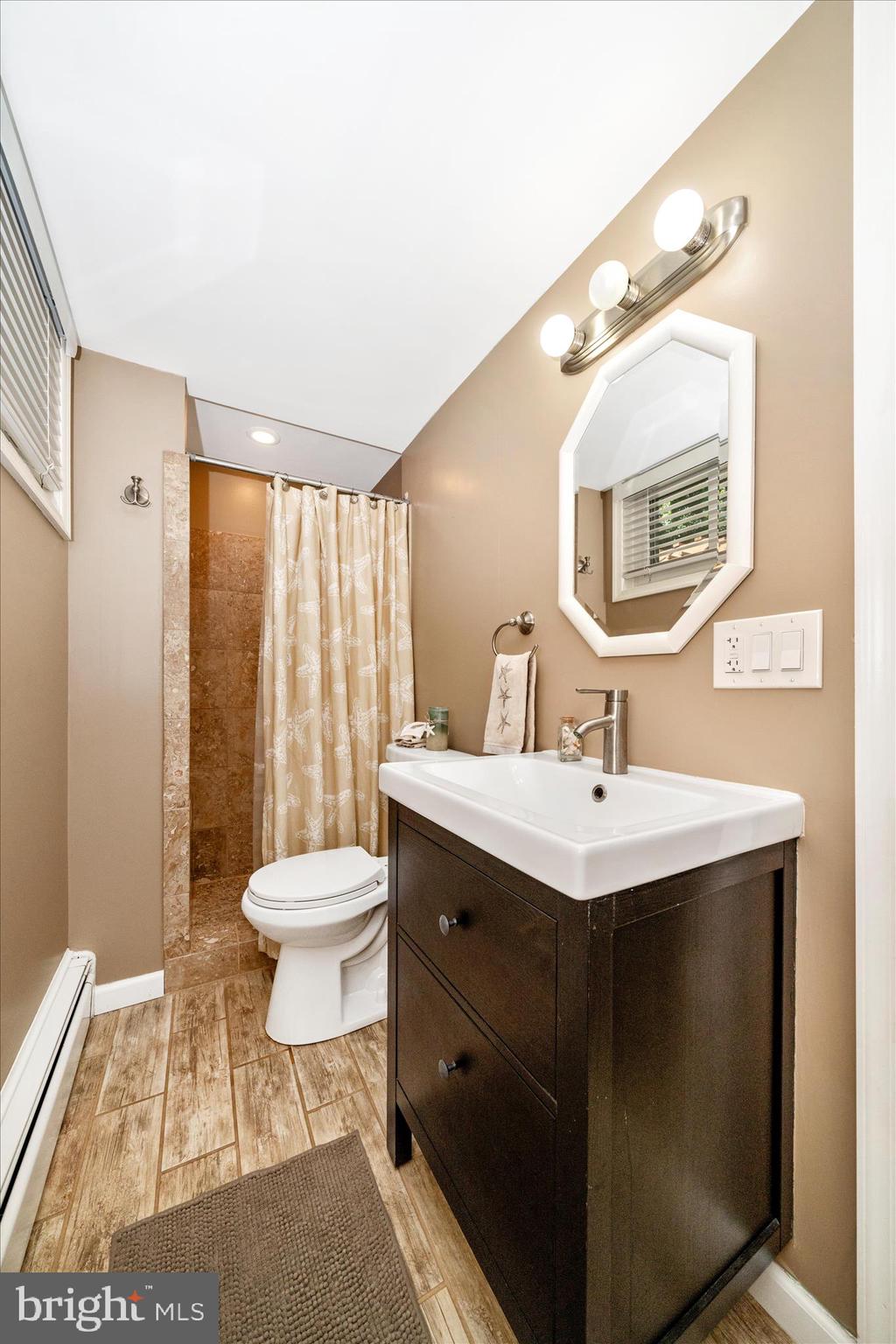 HICKORY RIDGE - Residential