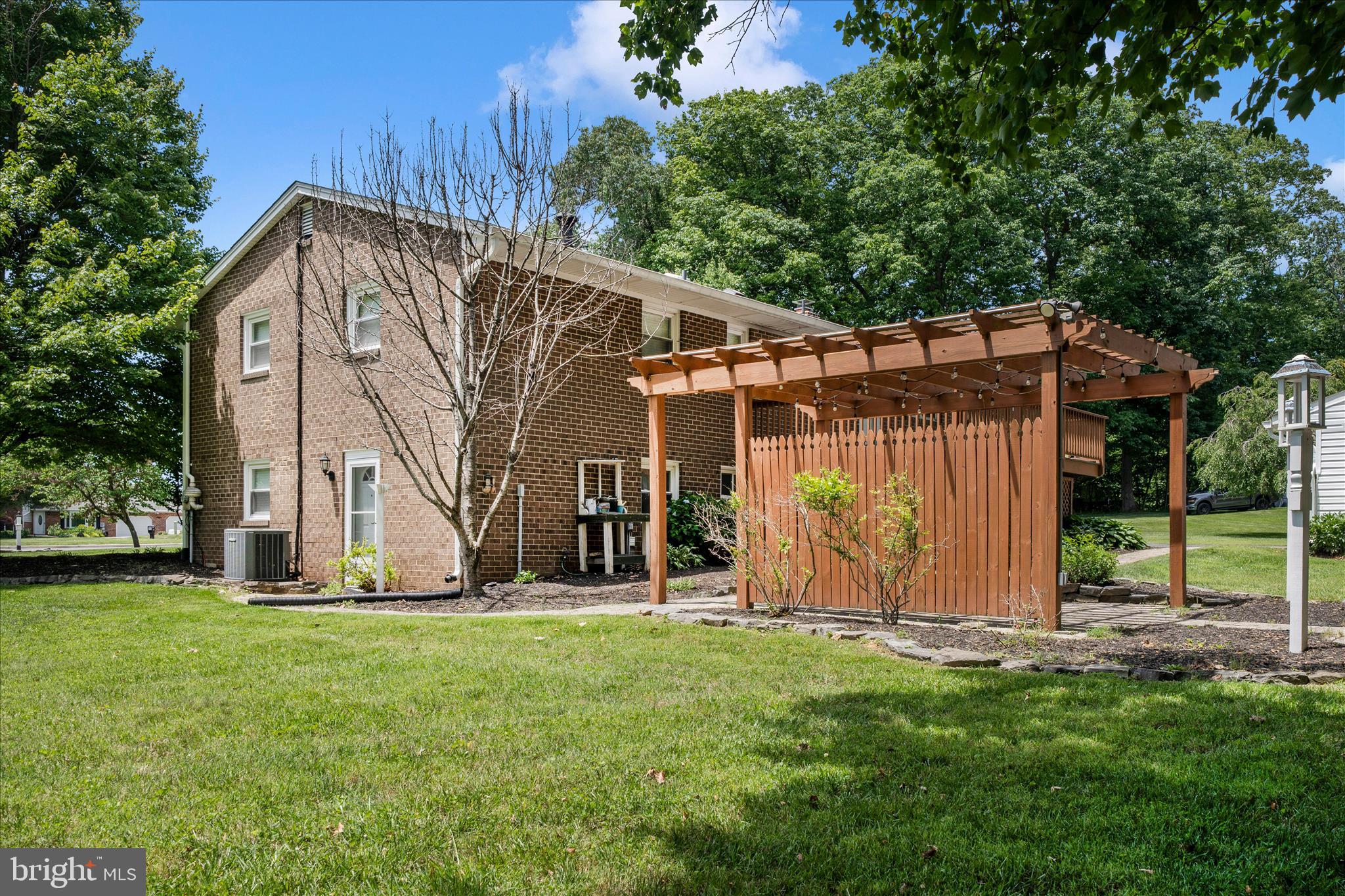 HICKORY RIDGE - Residential