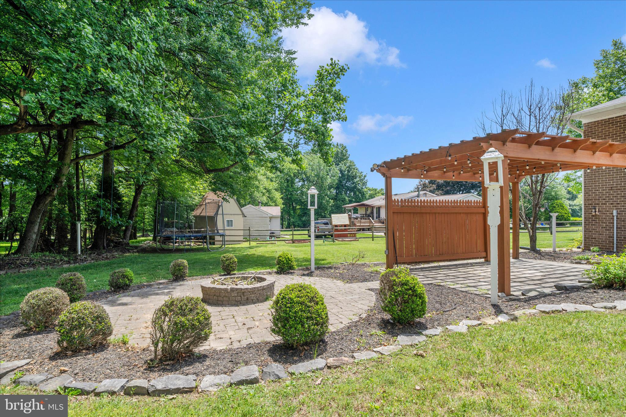 HICKORY RIDGE - Residential