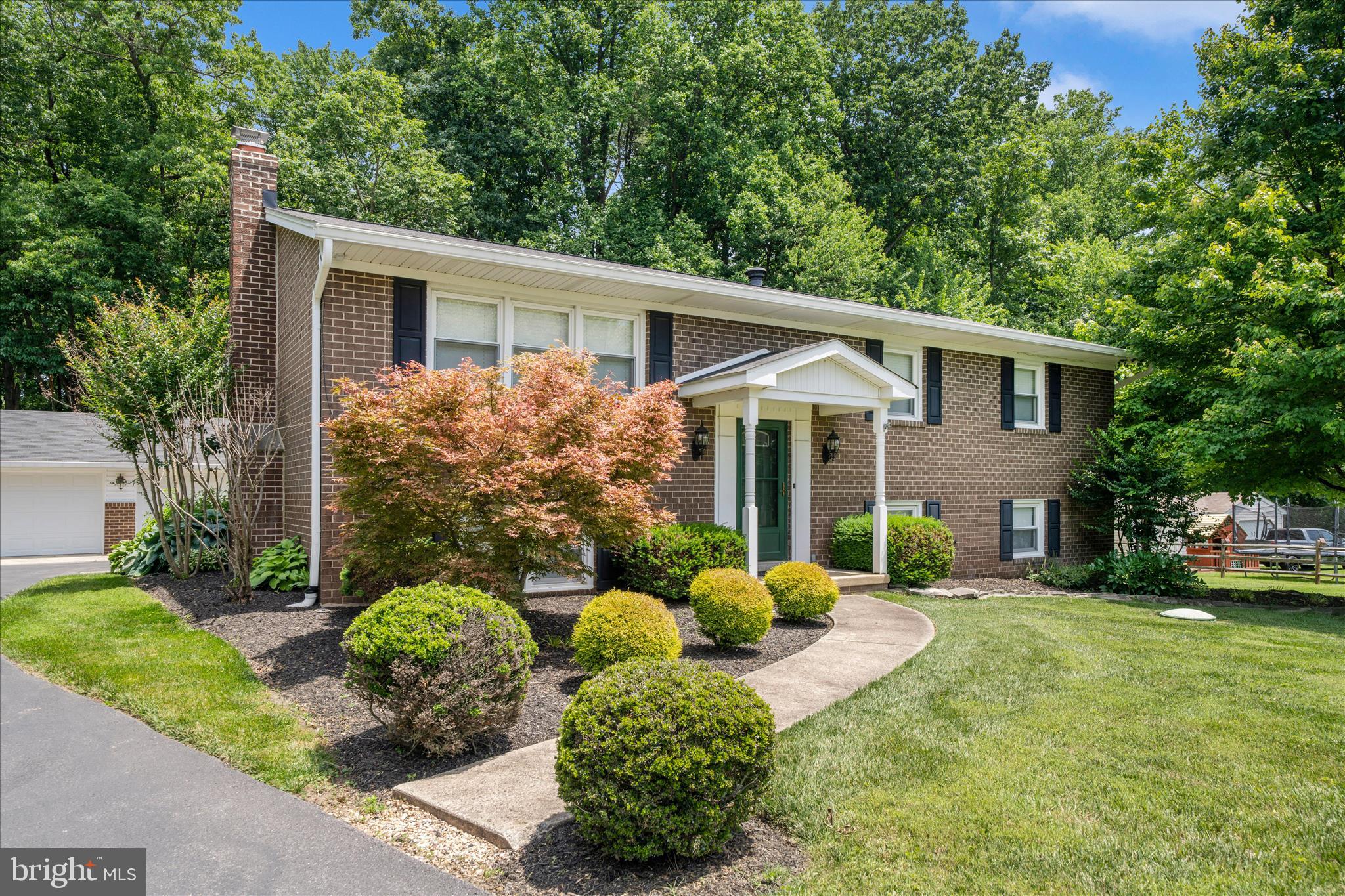 HICKORY RIDGE - Residential