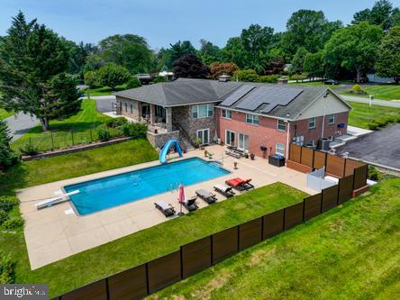 HALCYON GATE - Residential
