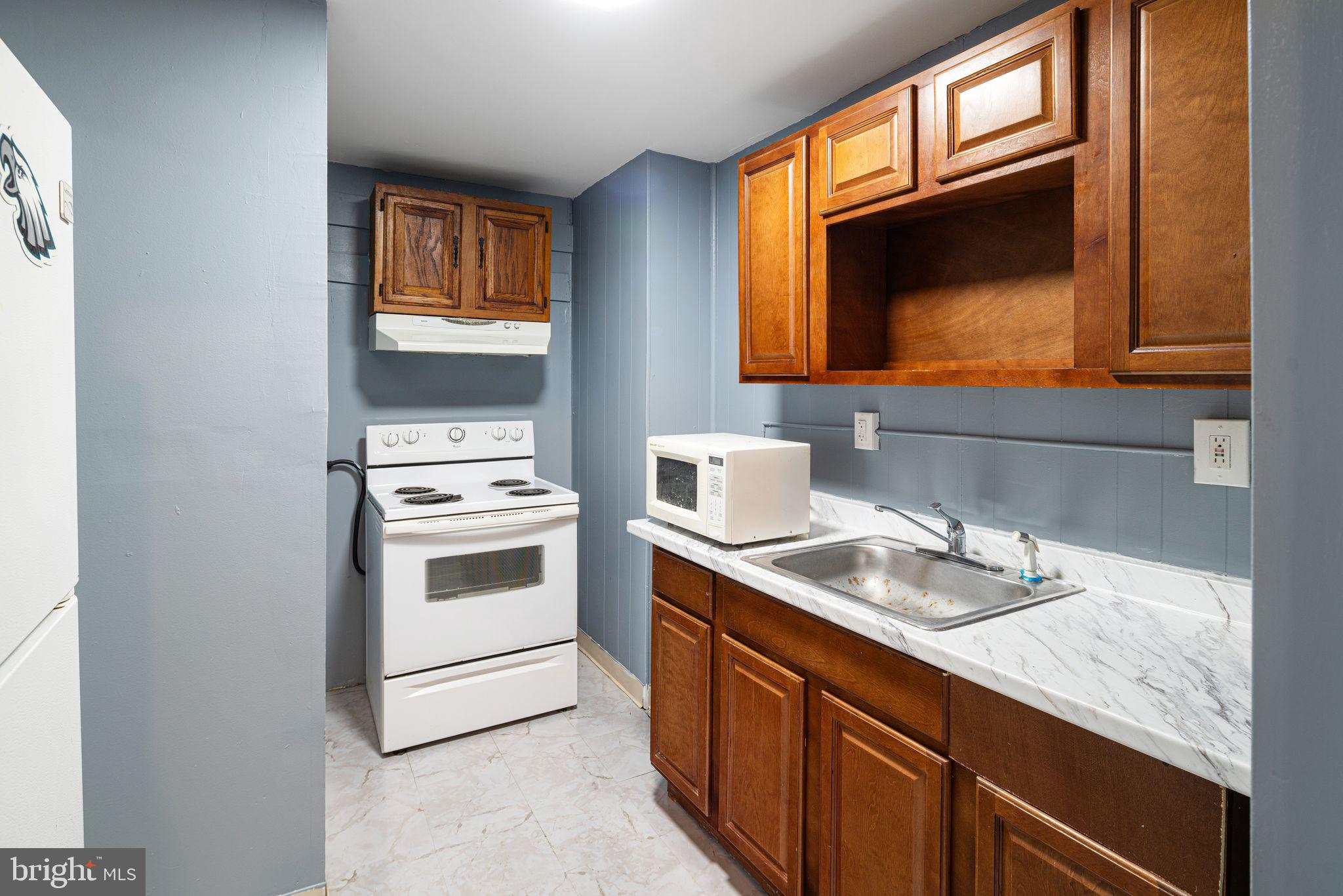 OVERBROOK FARMS - Residential Income
