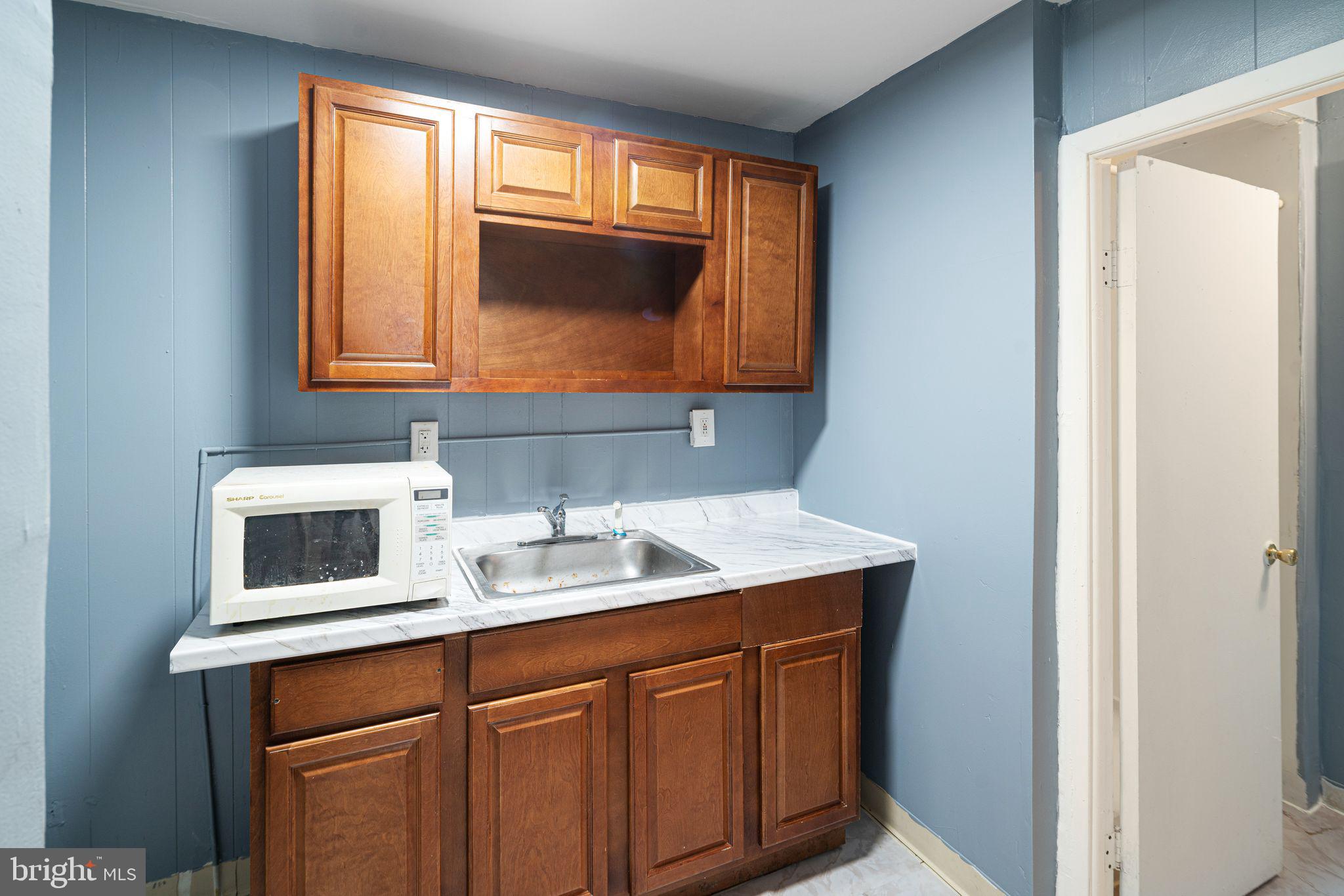 OVERBROOK FARMS - Residential Income