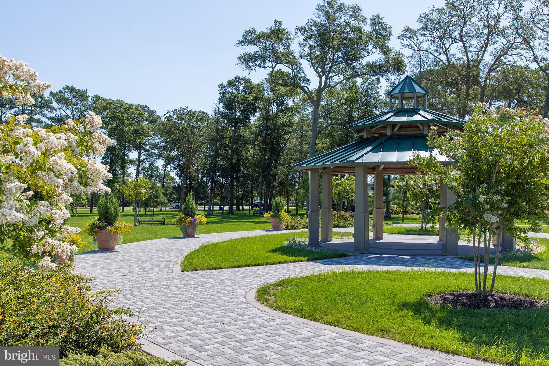 OCEAN VILLAGE - Residential