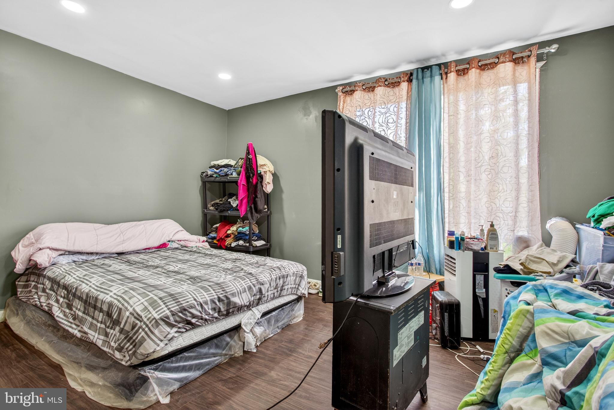 CHESTER CITY - Residential
