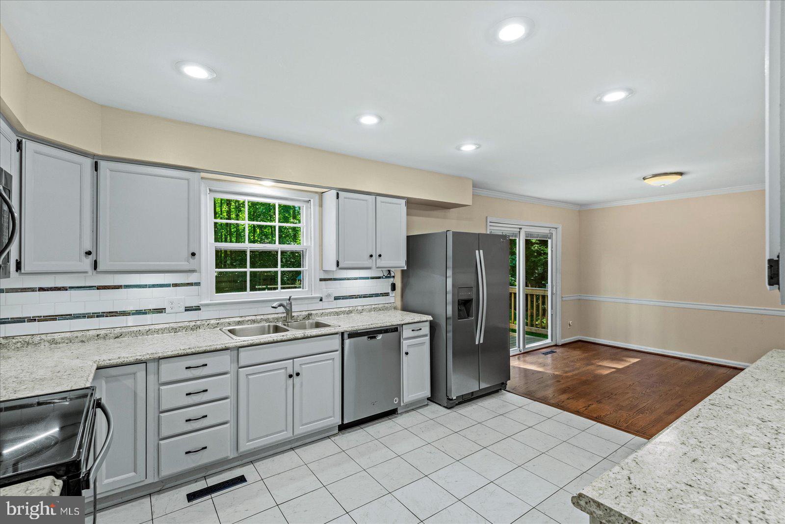 ROSEDALE - Residential