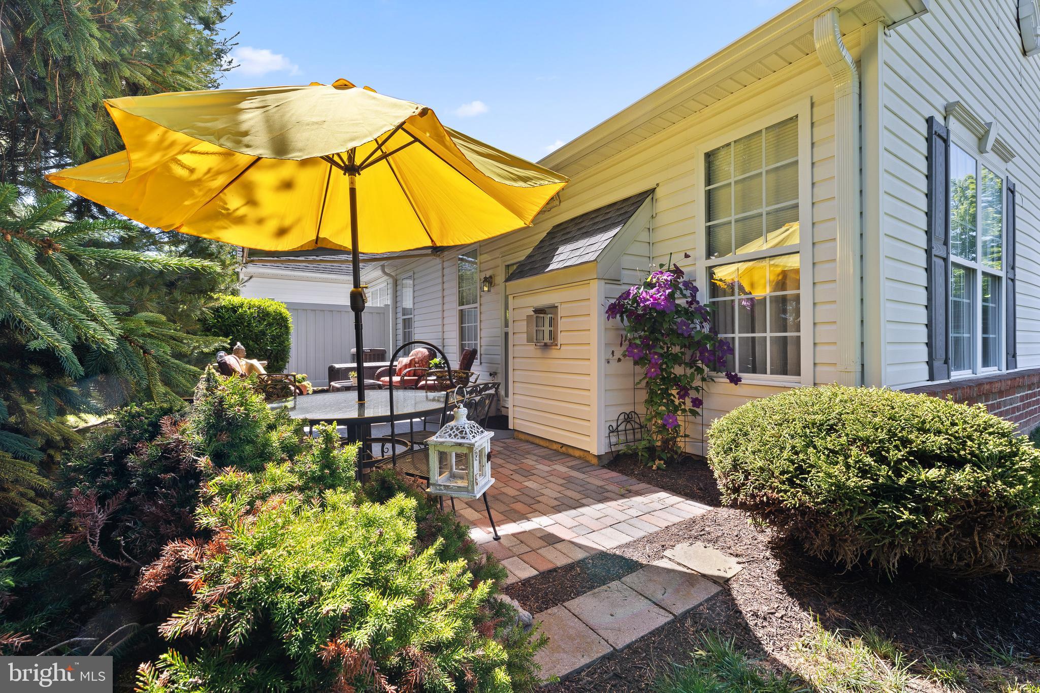 TARRINGTON VILLAGE - Residential