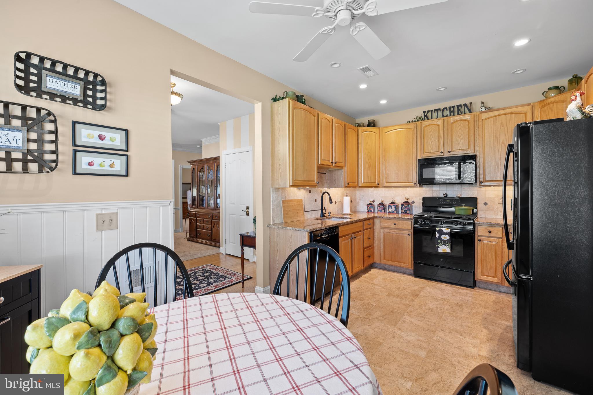 TARRINGTON VILLAGE - Residential