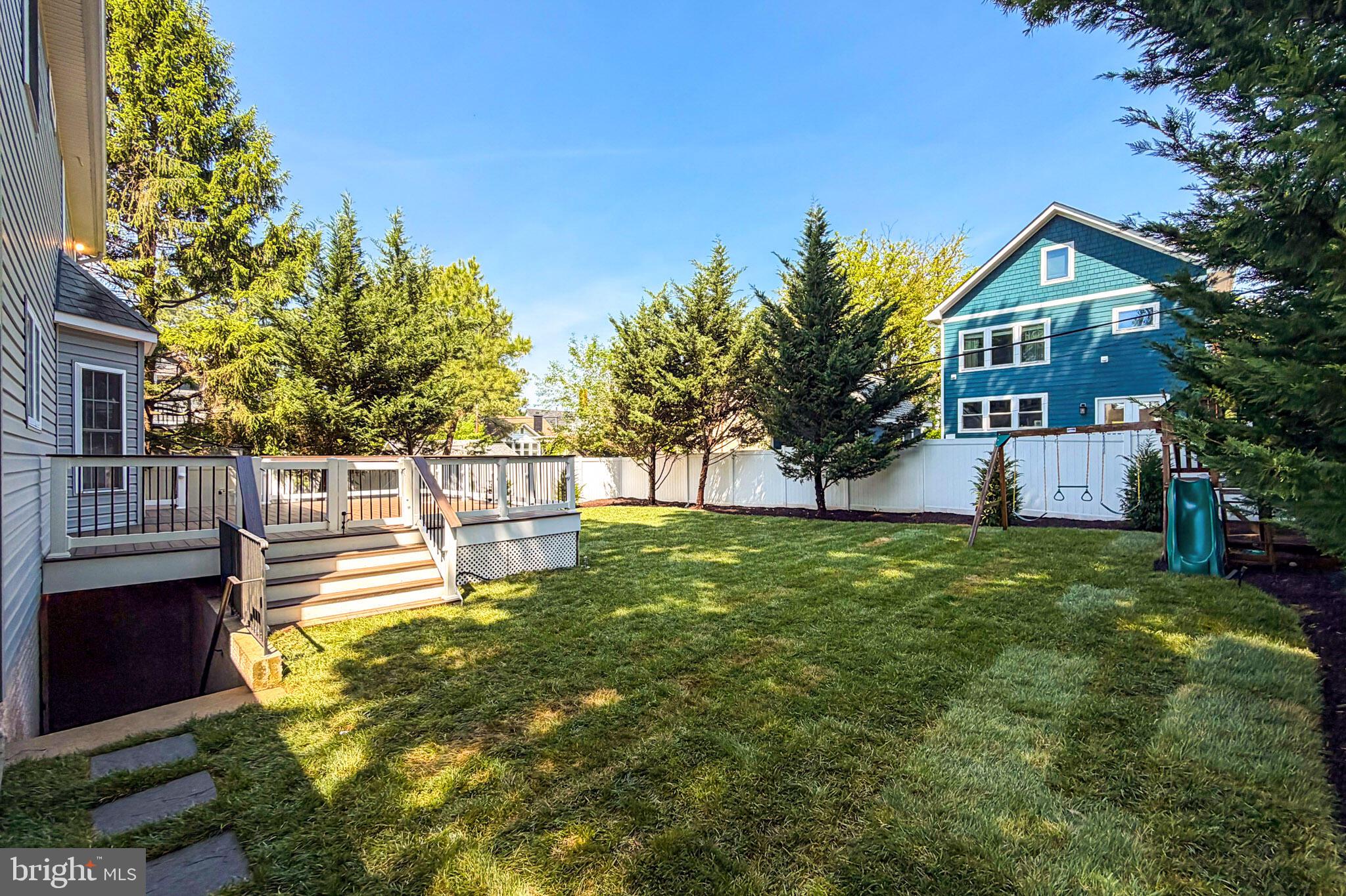 ADDISON HEIGHTS - Residential