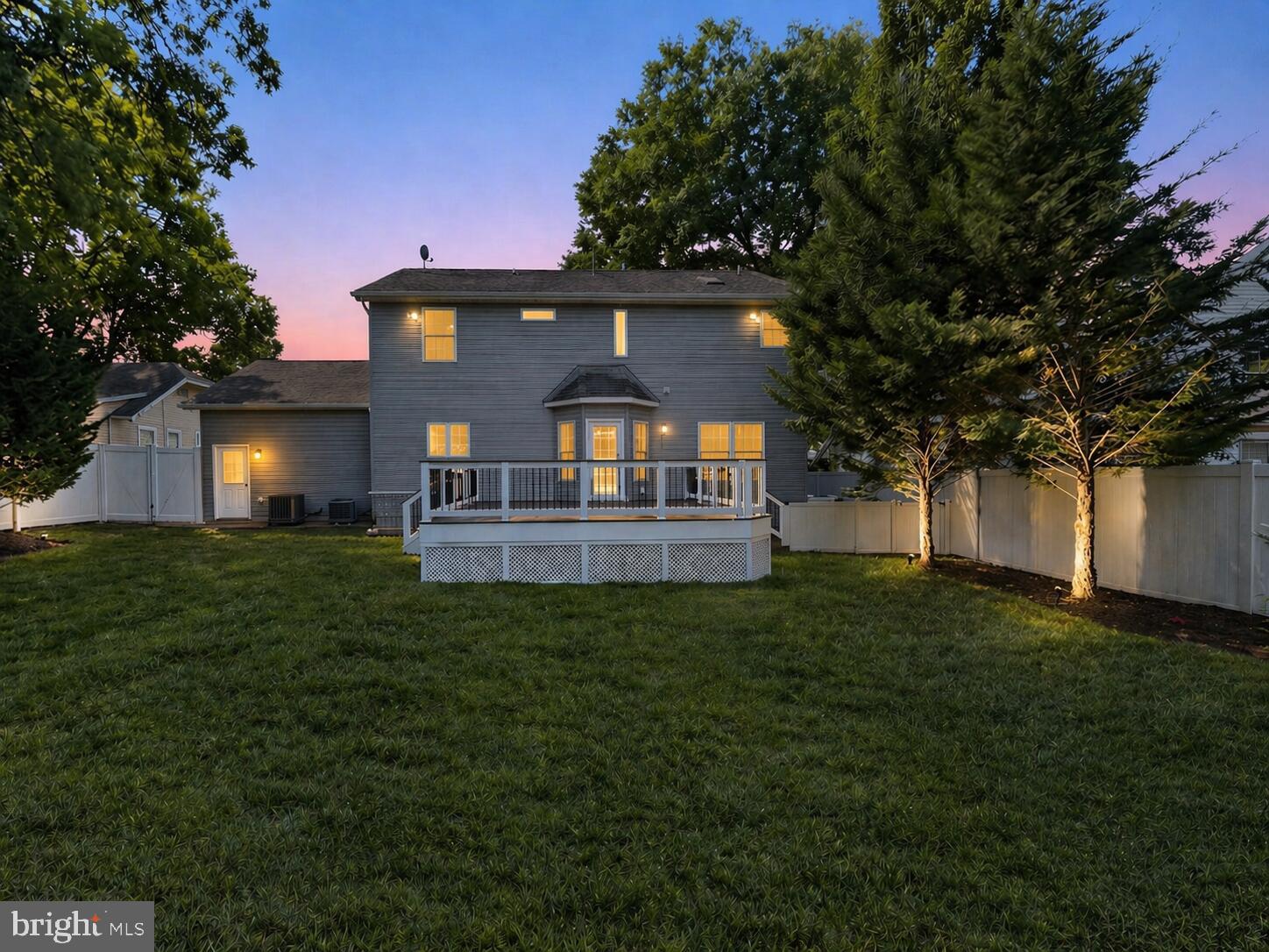 ADDISON HEIGHTS - Residential
