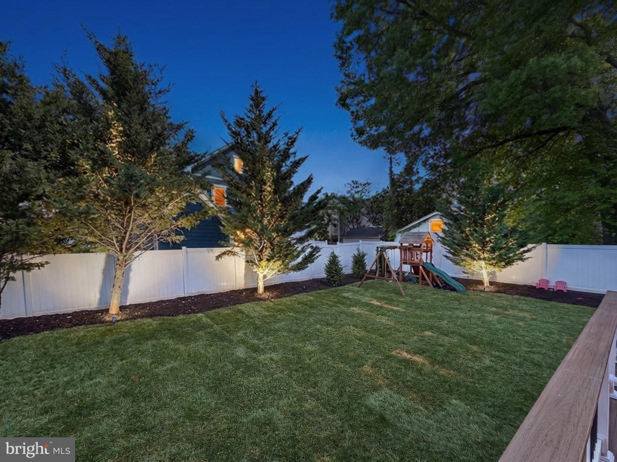 ADDISON HEIGHTS - Residential