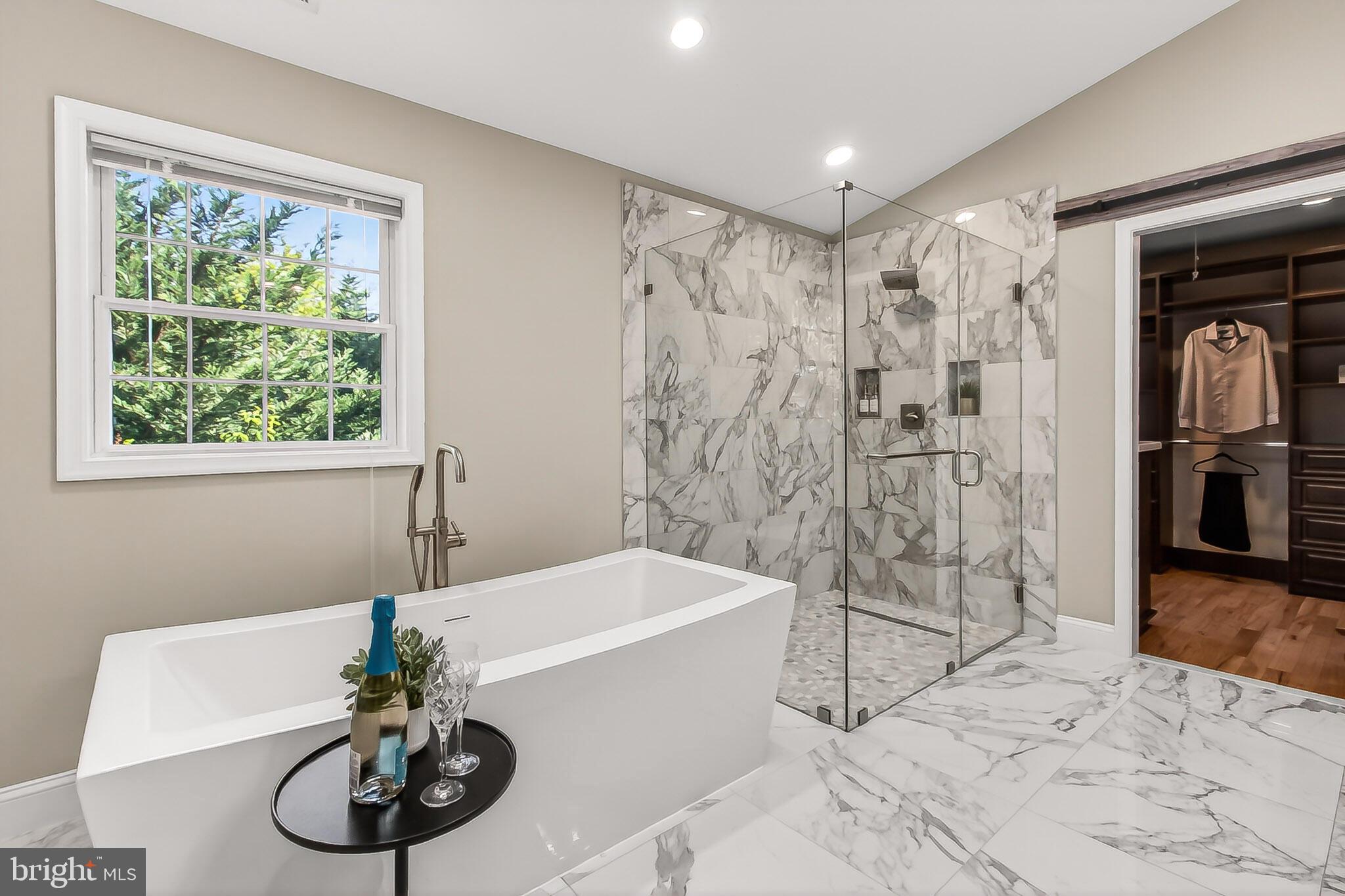 ADDISON HEIGHTS - Residential