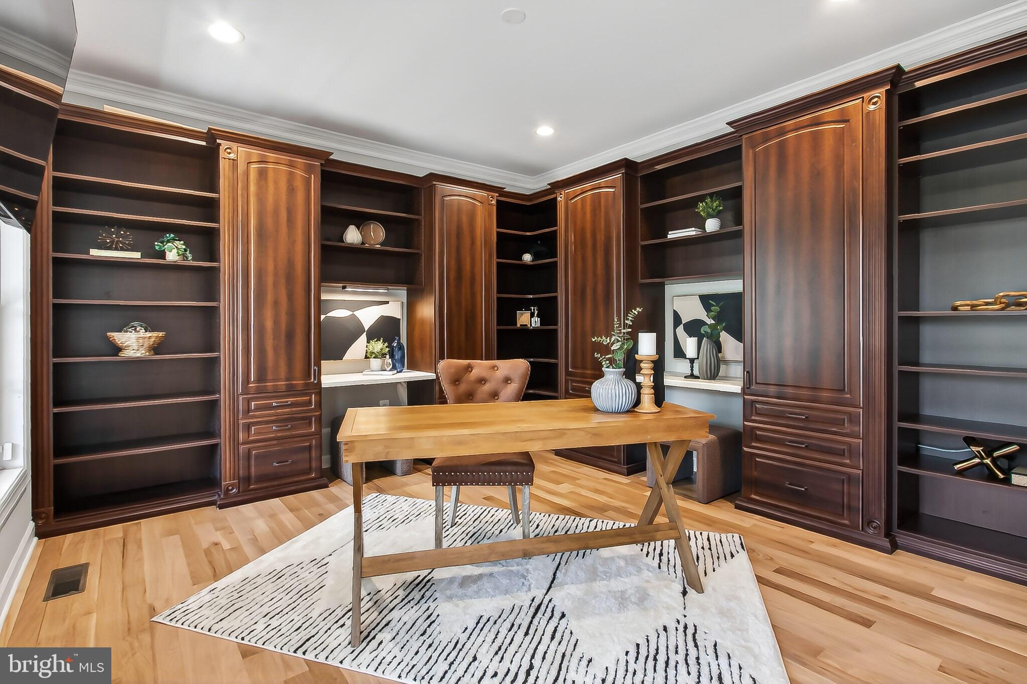 ADDISON HEIGHTS - Residential