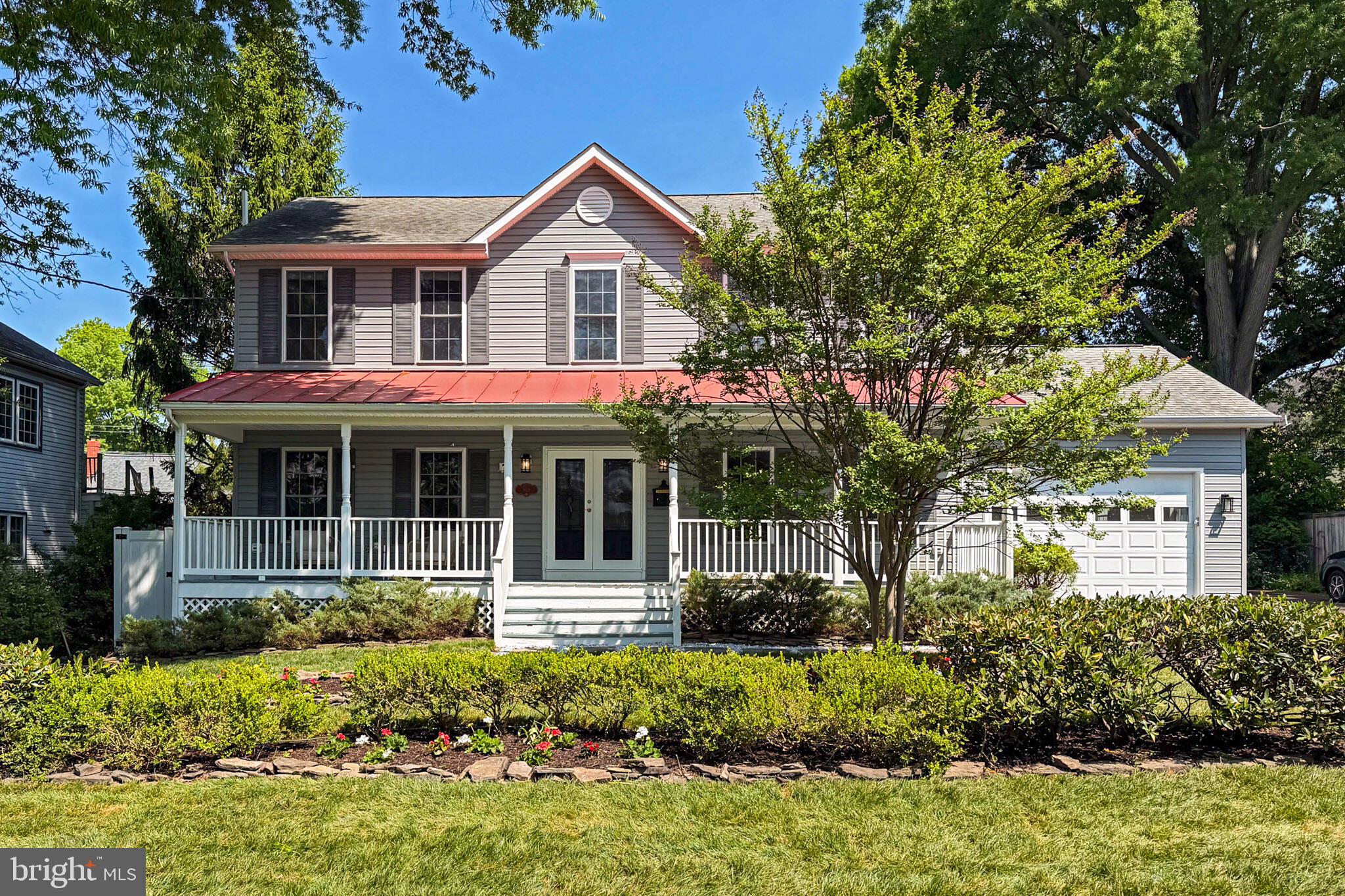 ADDISON HEIGHTS - Residential