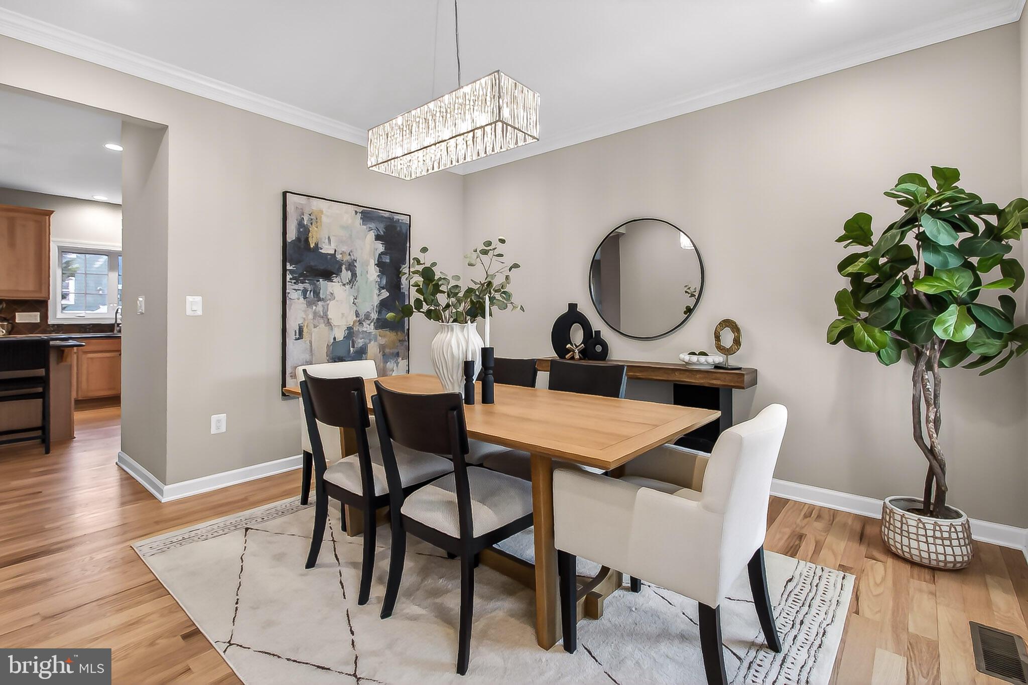 ADDISON HEIGHTS - Residential