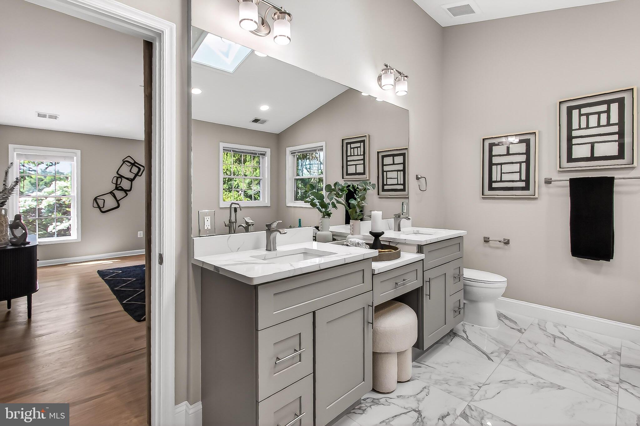 ADDISON HEIGHTS - Residential