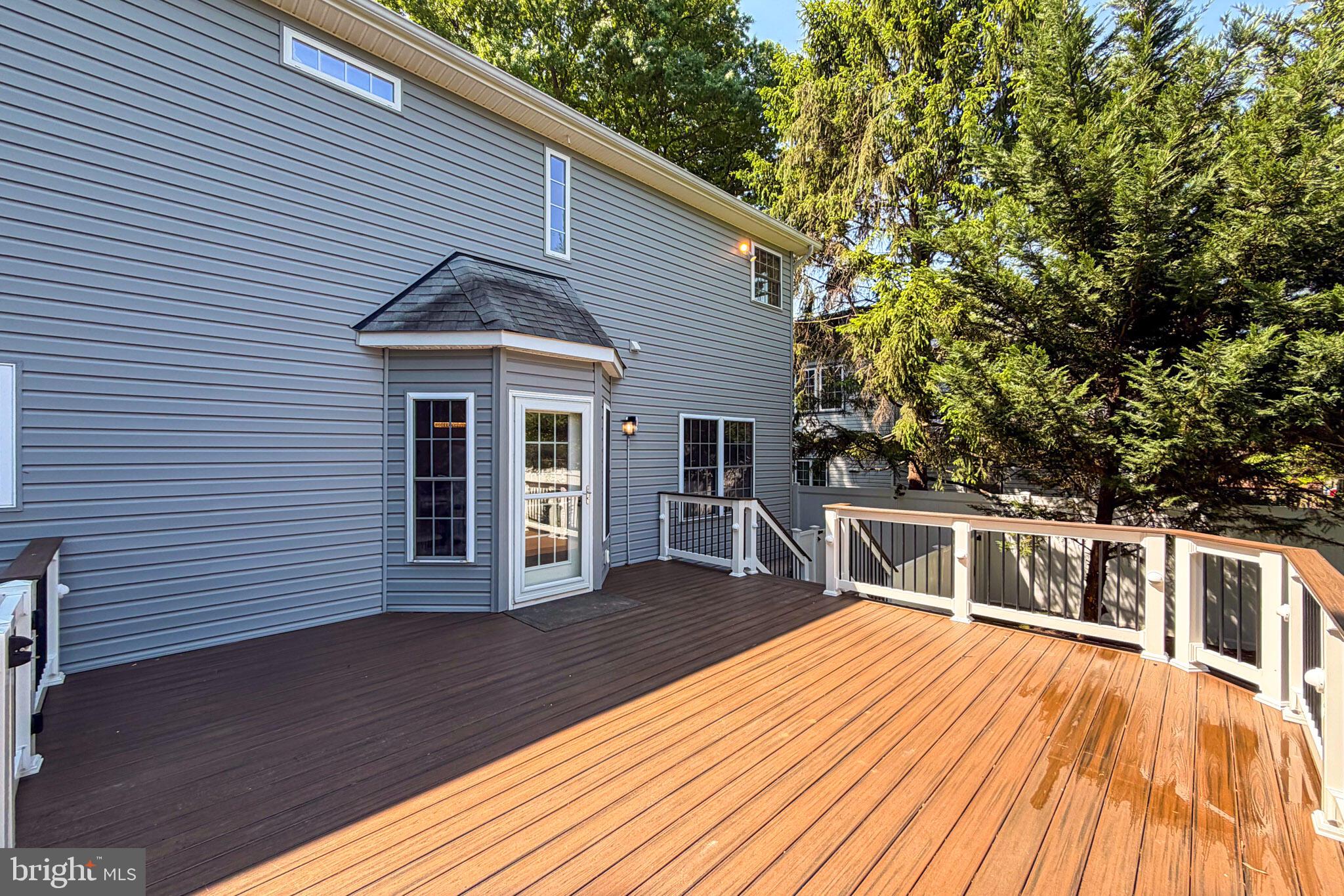 ADDISON HEIGHTS - Residential