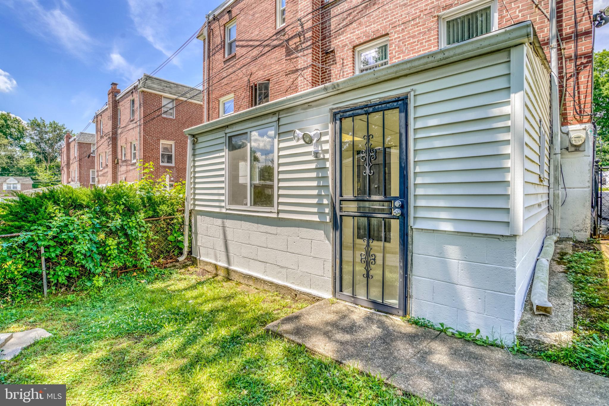 SHARON HILL - Residential