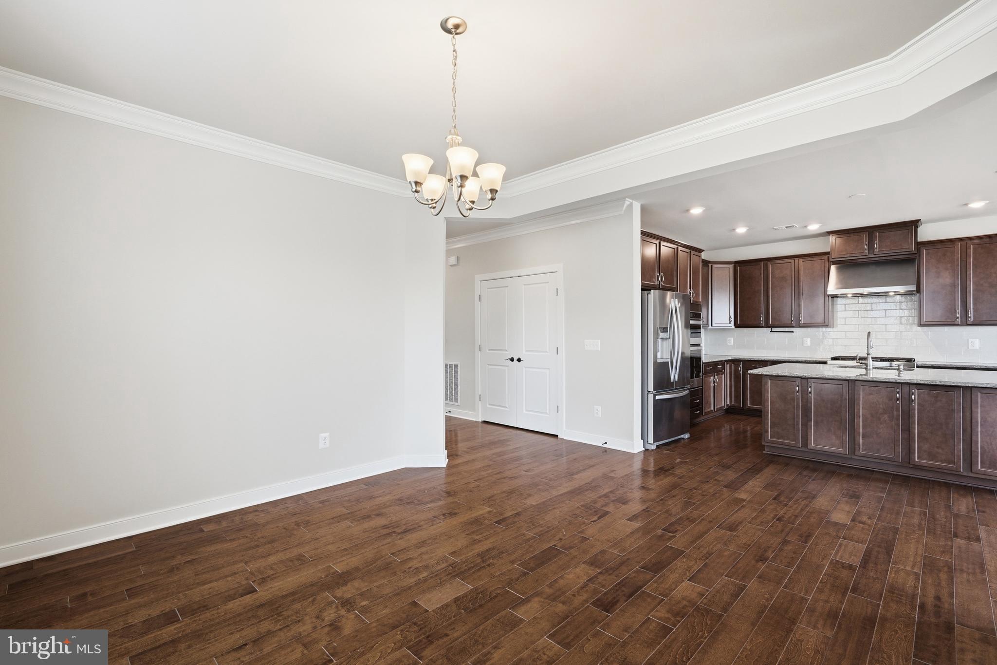 GOOSE CREEK - Residential