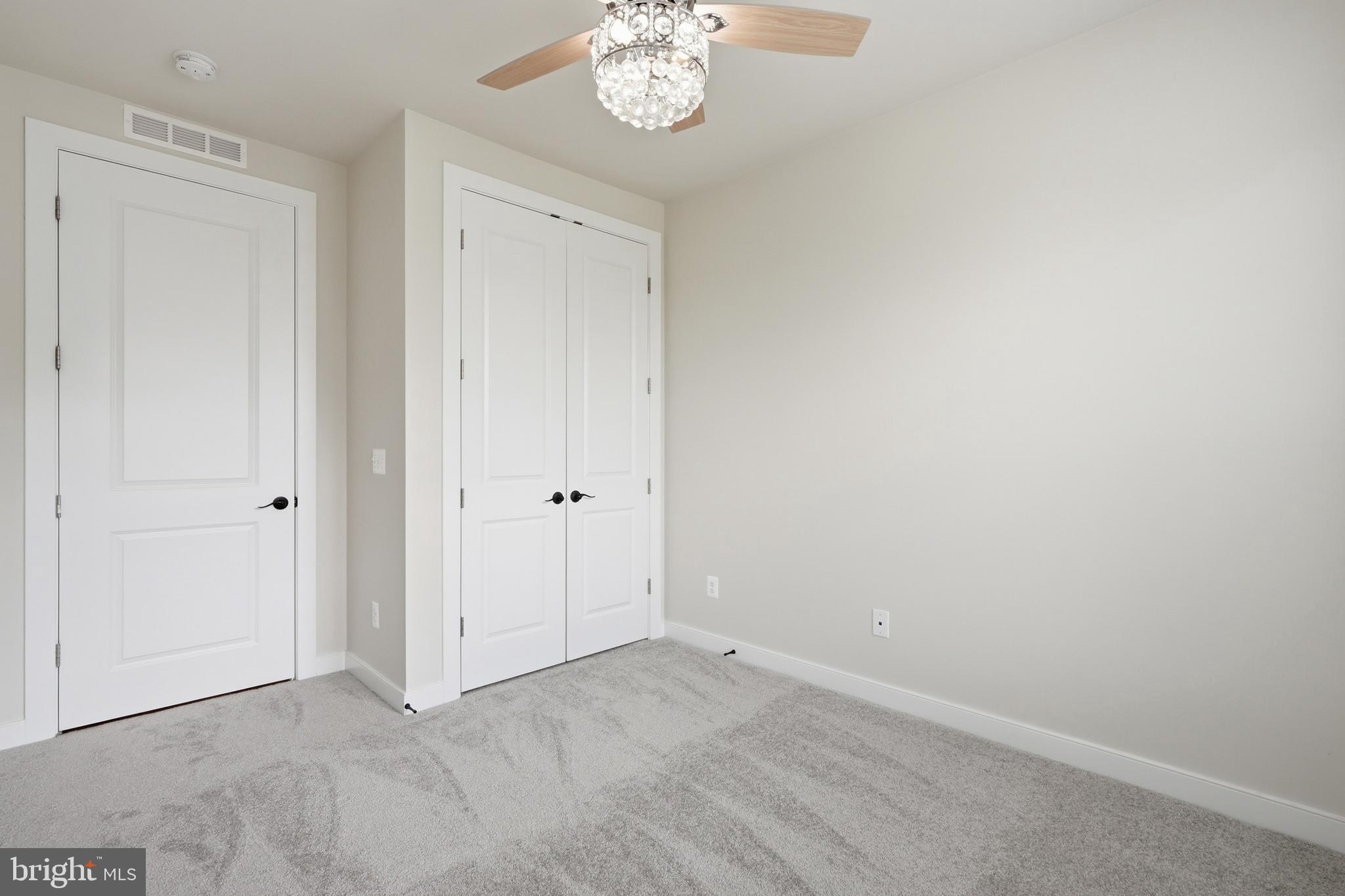 GOOSE CREEK - Residential