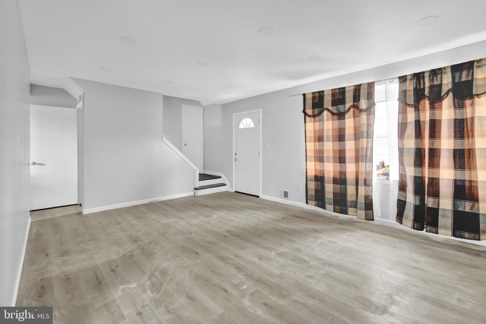 GREENBRIER KNOLLS - Residential