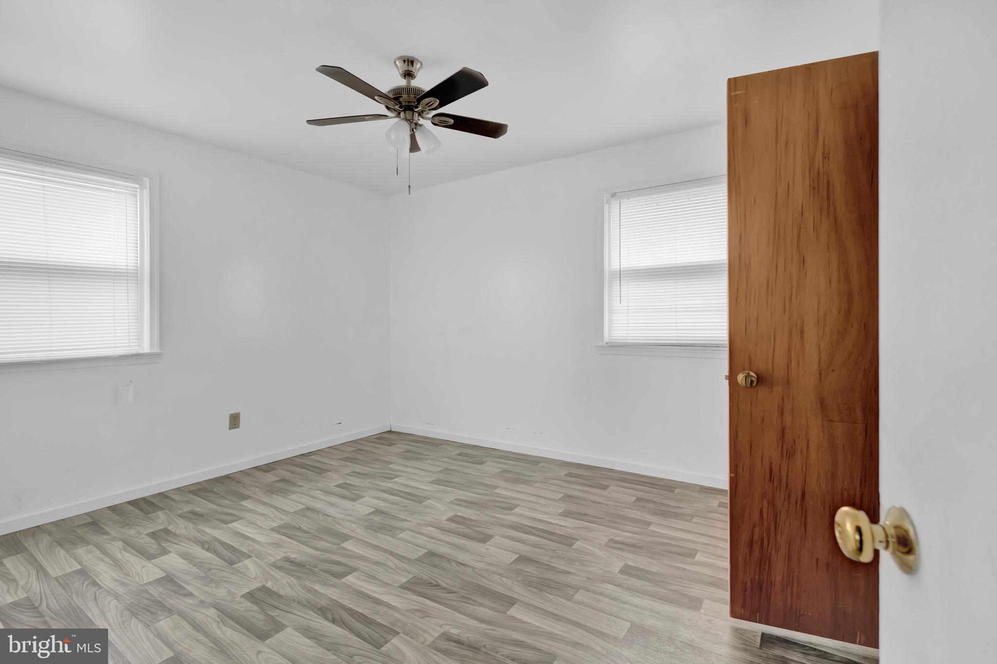 GREENBRIER KNOLLS - Residential