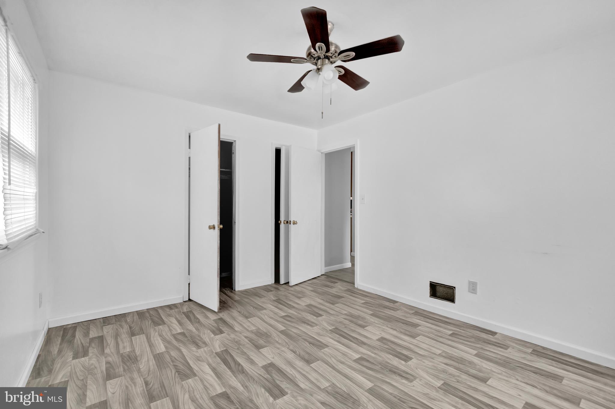 GREENBRIER KNOLLS - Residential