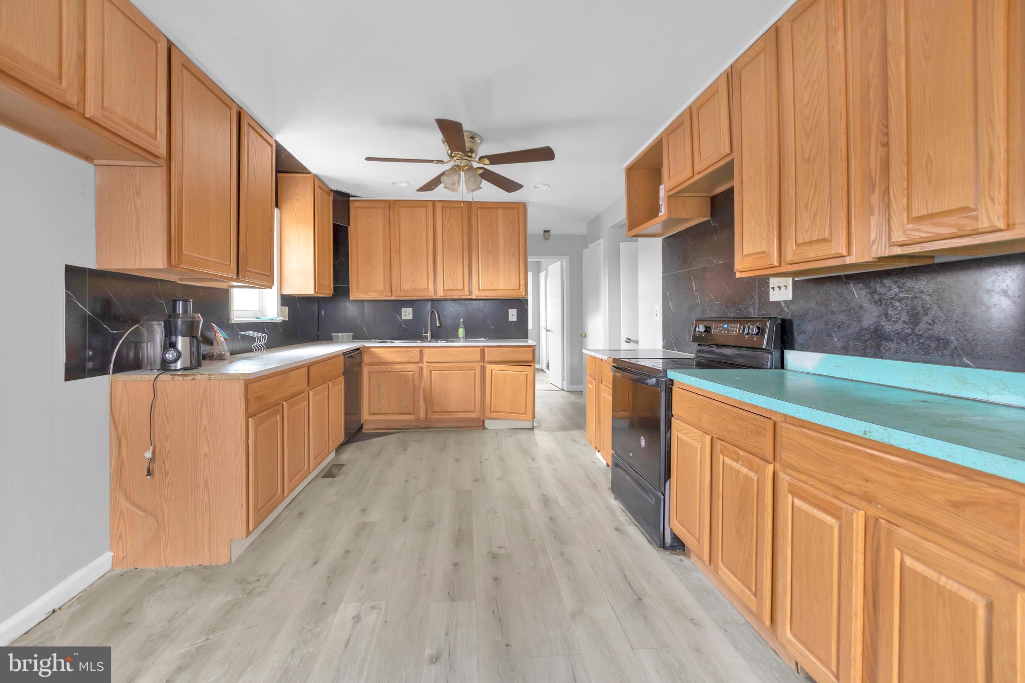GREENBRIER KNOLLS - Residential