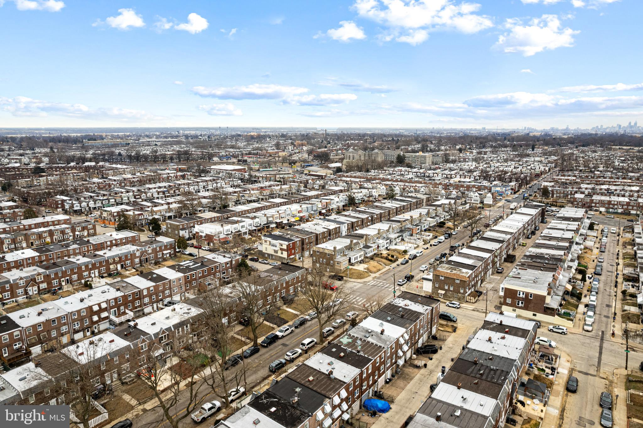 OXFORD CIRCLE - Residential